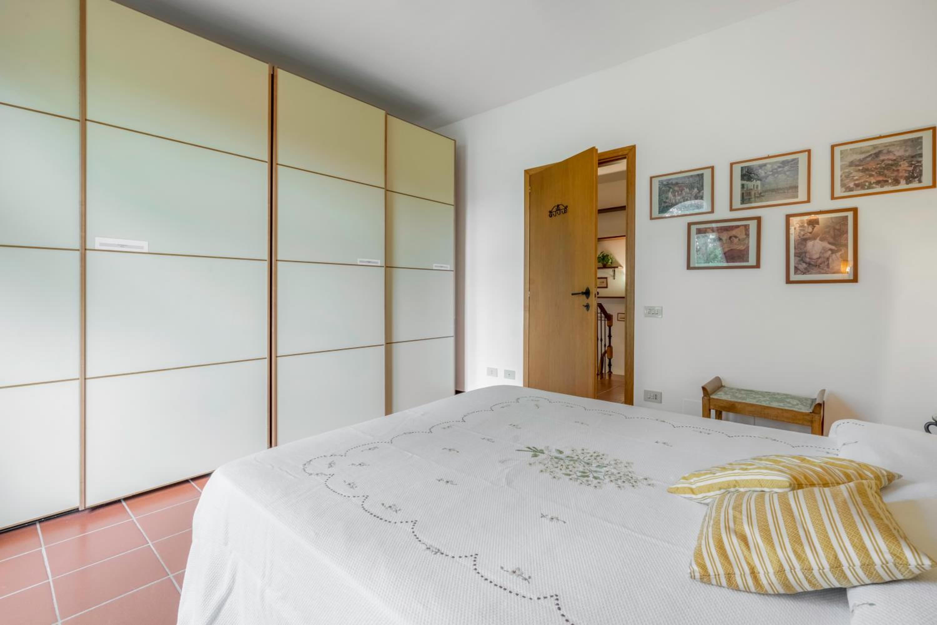One-Bedroom House photo 1