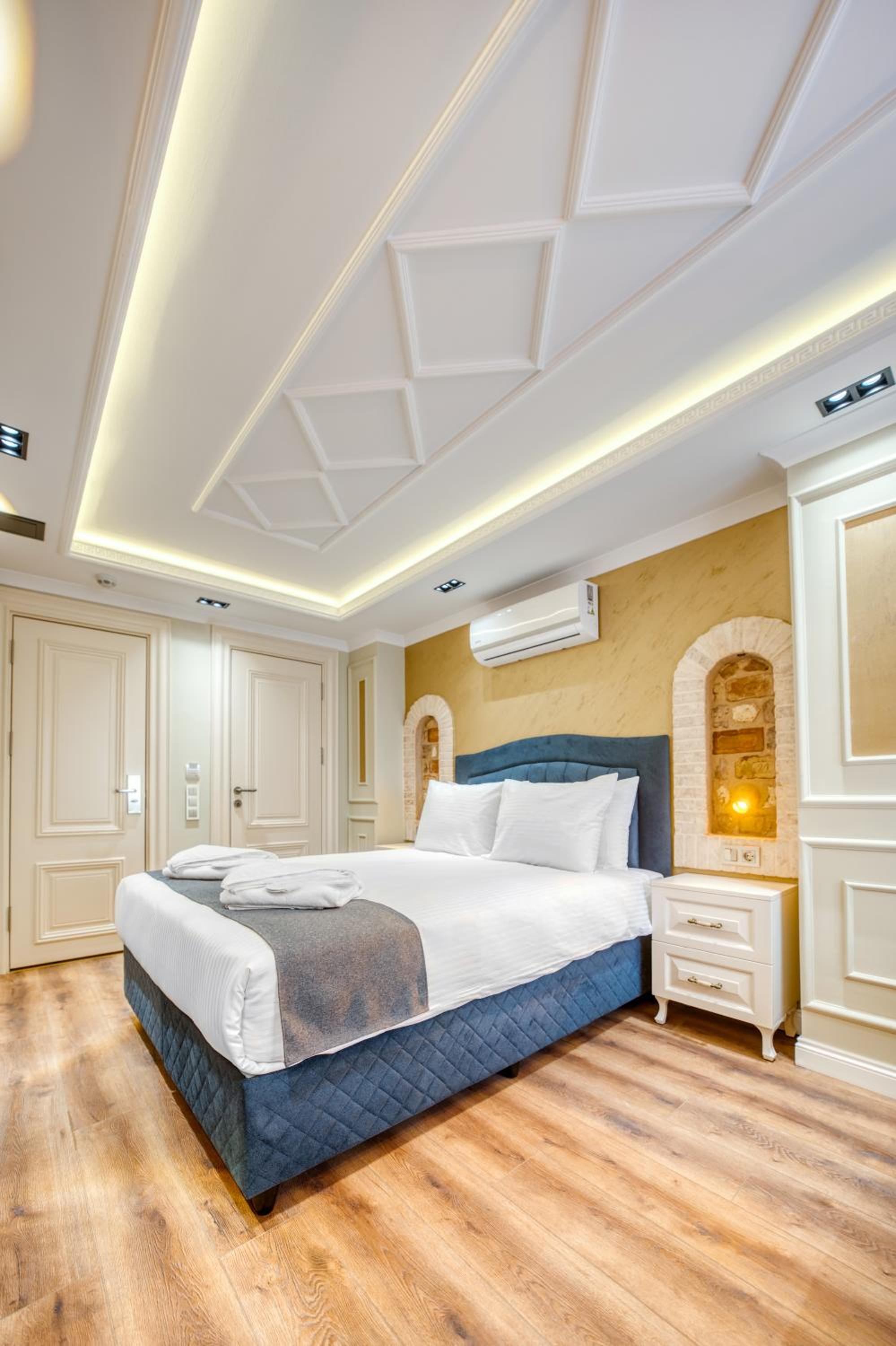 Triple Room with Private Bathroom photo 1