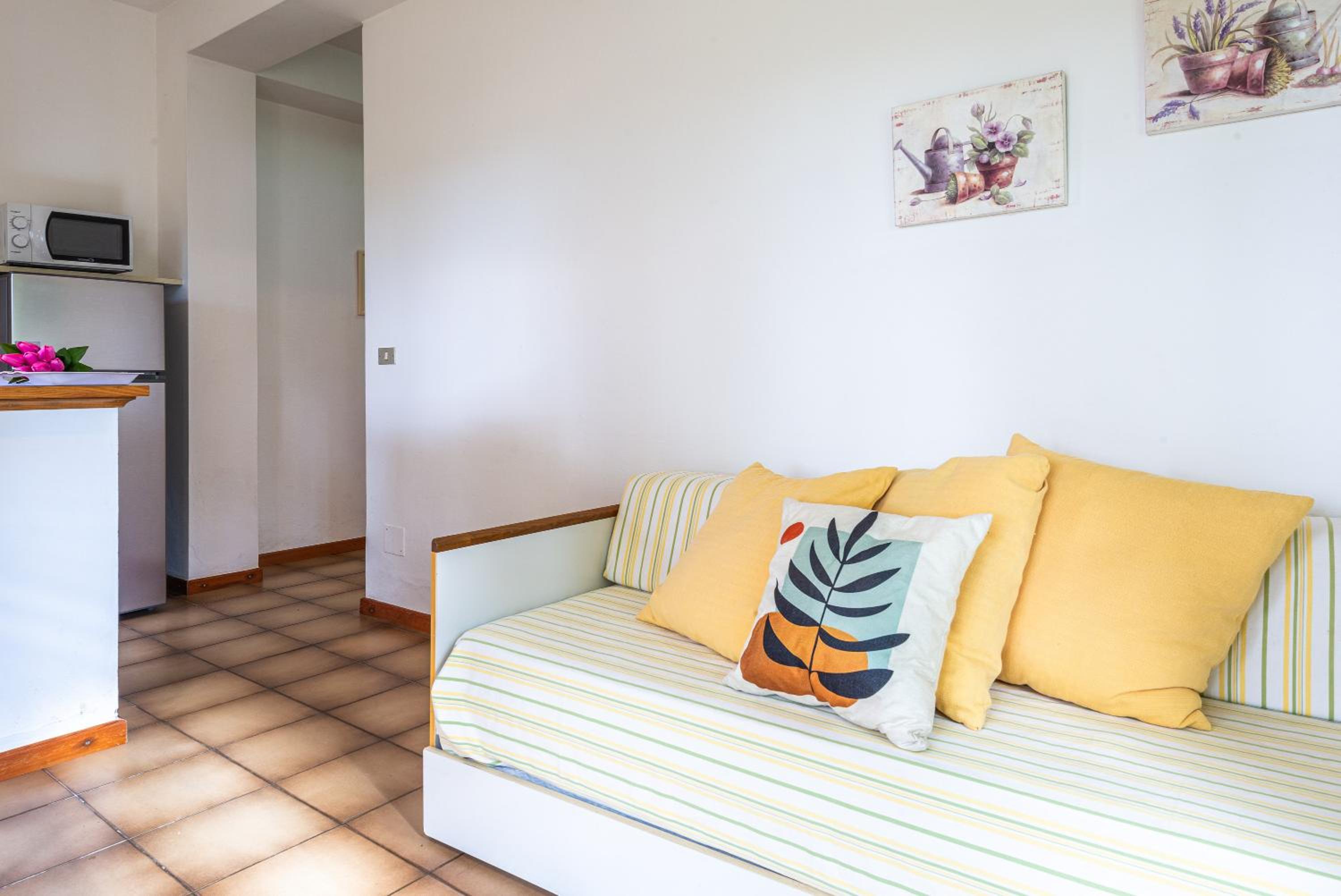 One-Bedroom Apartment with Garden