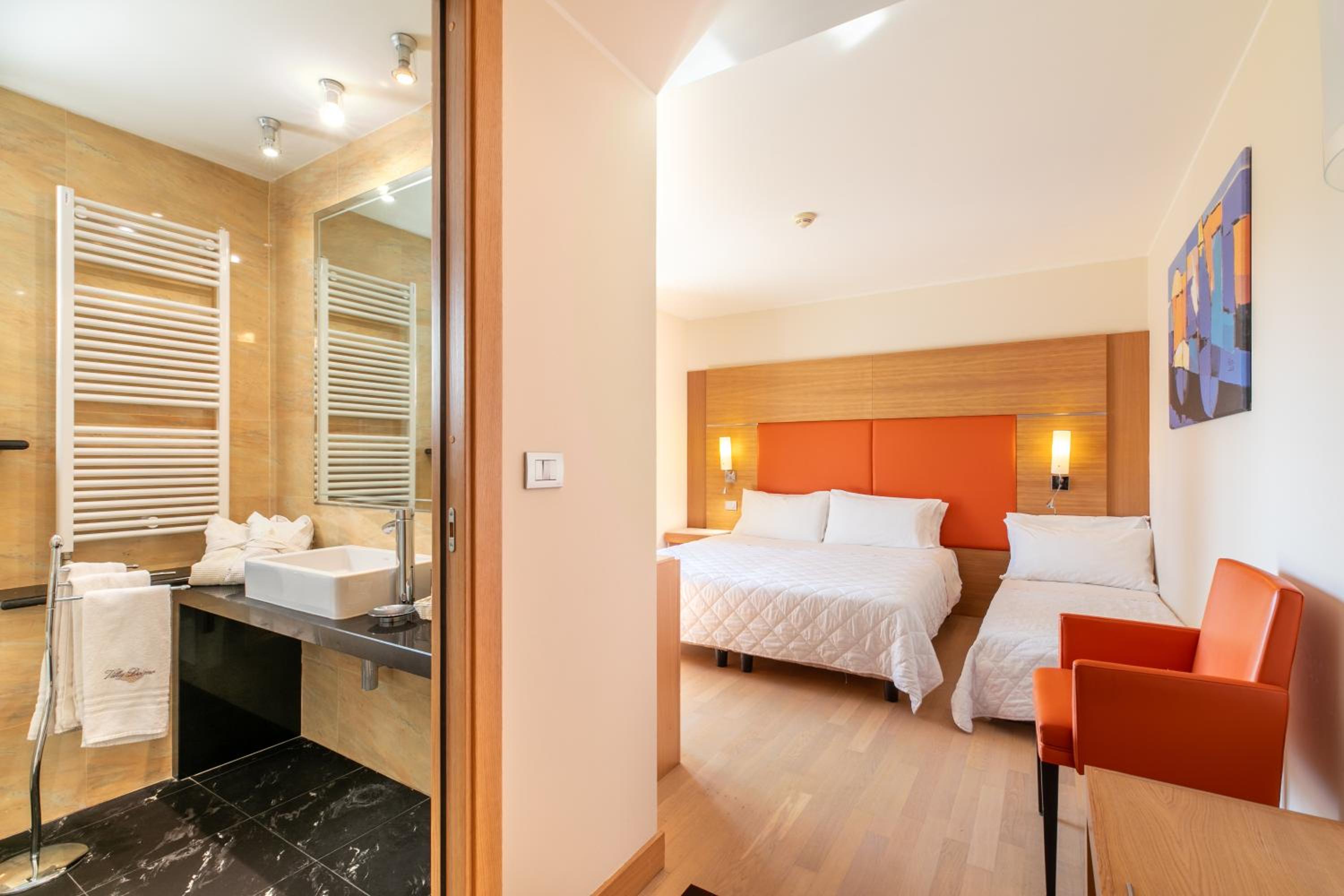 Triple Room - Photo 1