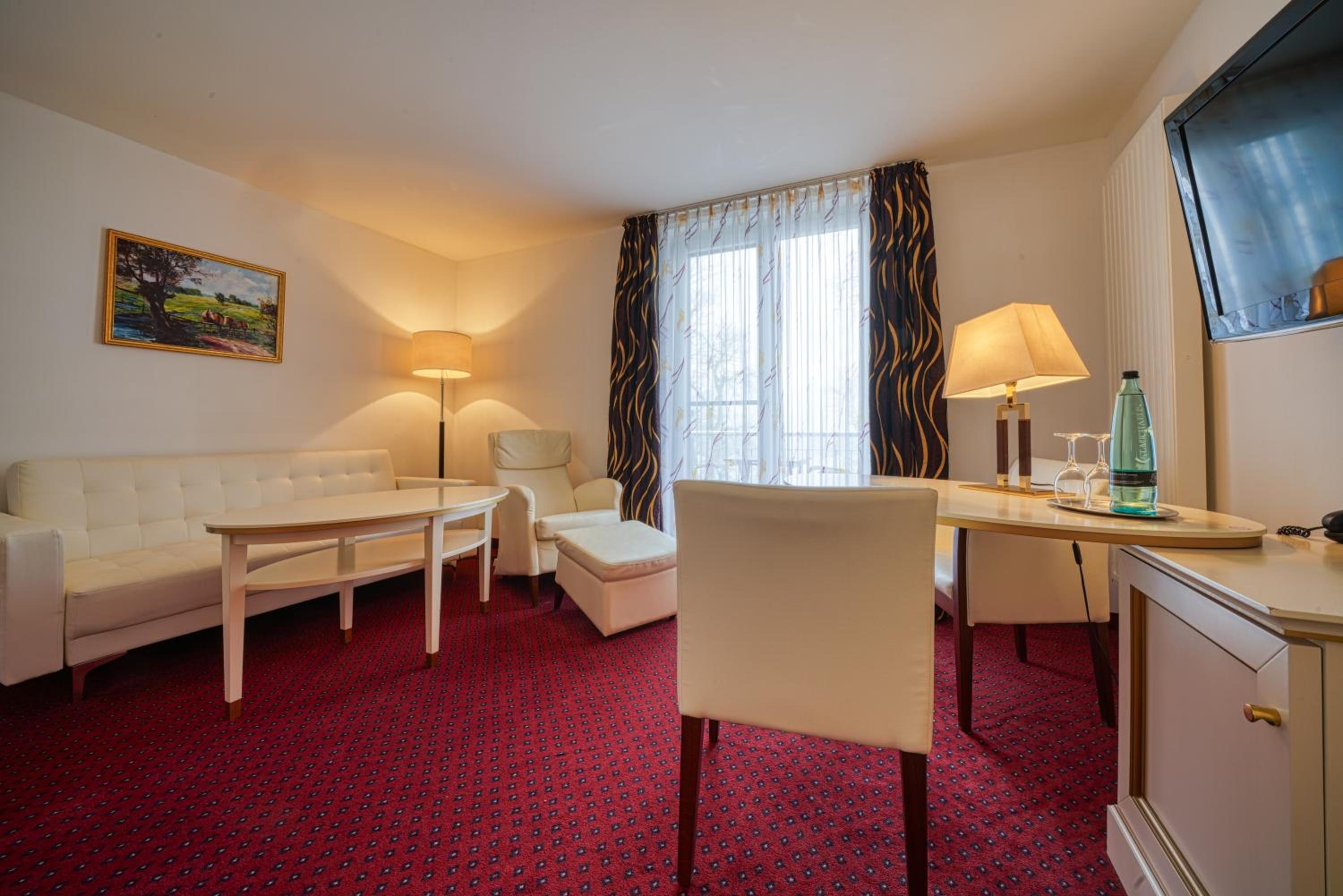 Superior Double Room with Sea View - Photo 6
