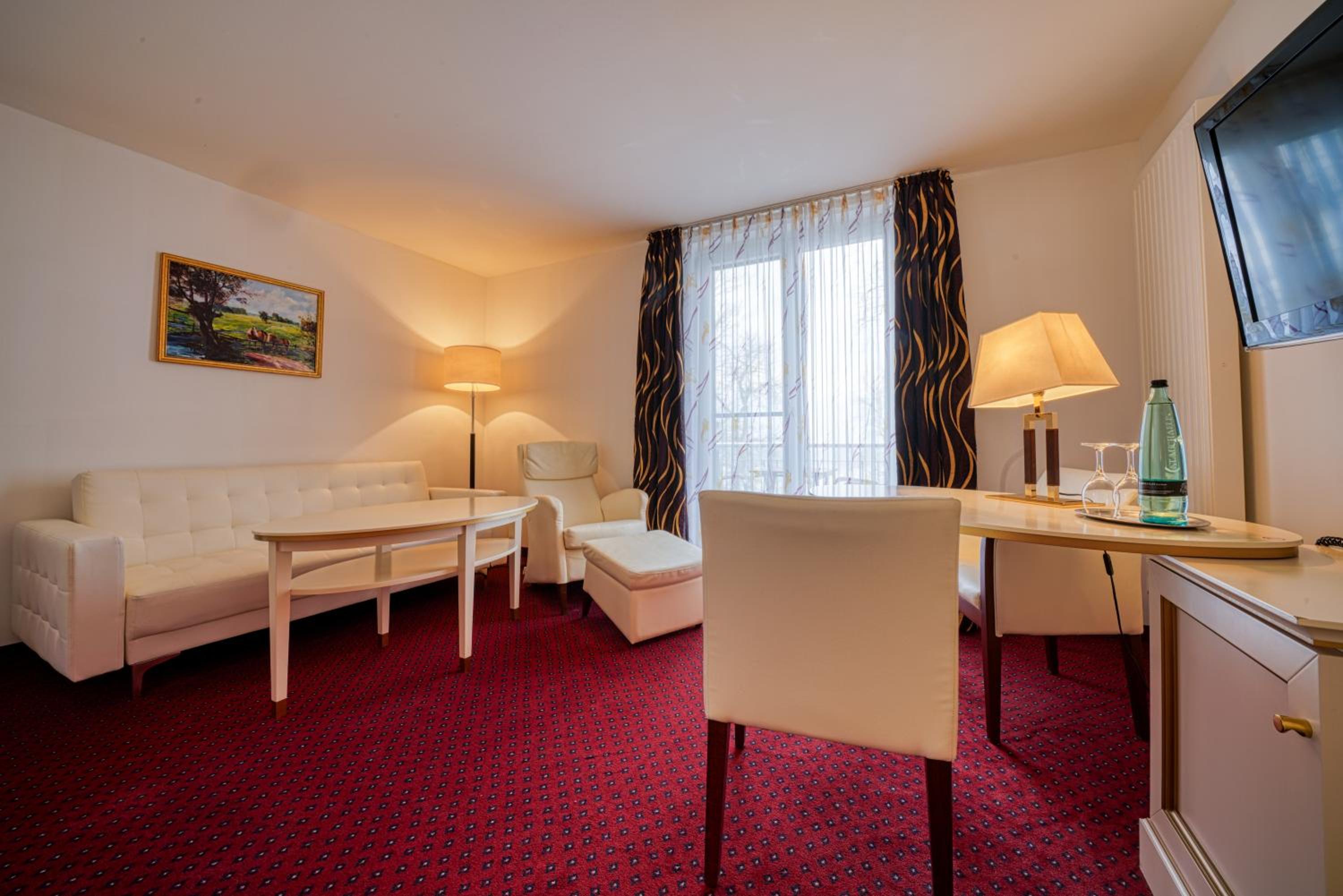 Superior Double Room with Sea View - Photo 12