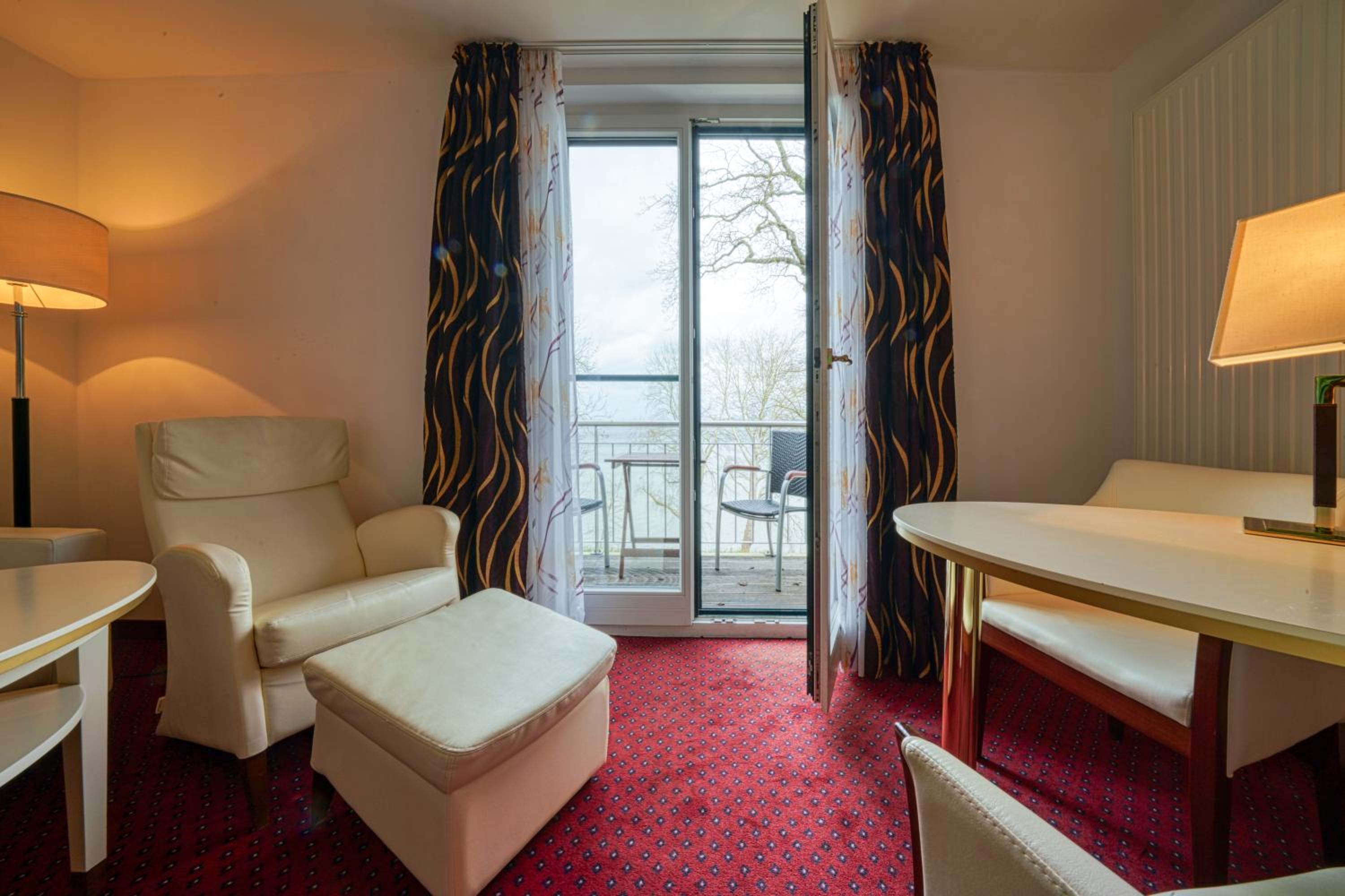 Superior Double Room with Sea View - Photo 18