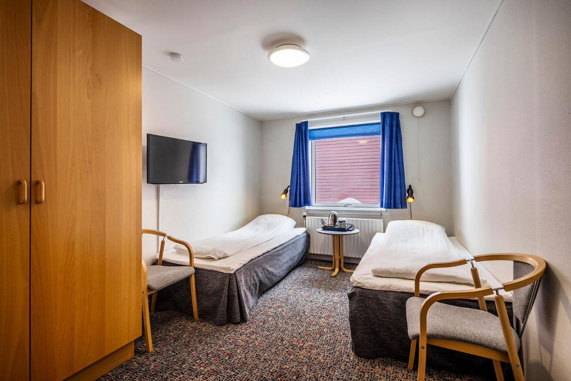 Budget Twin Room photo 3