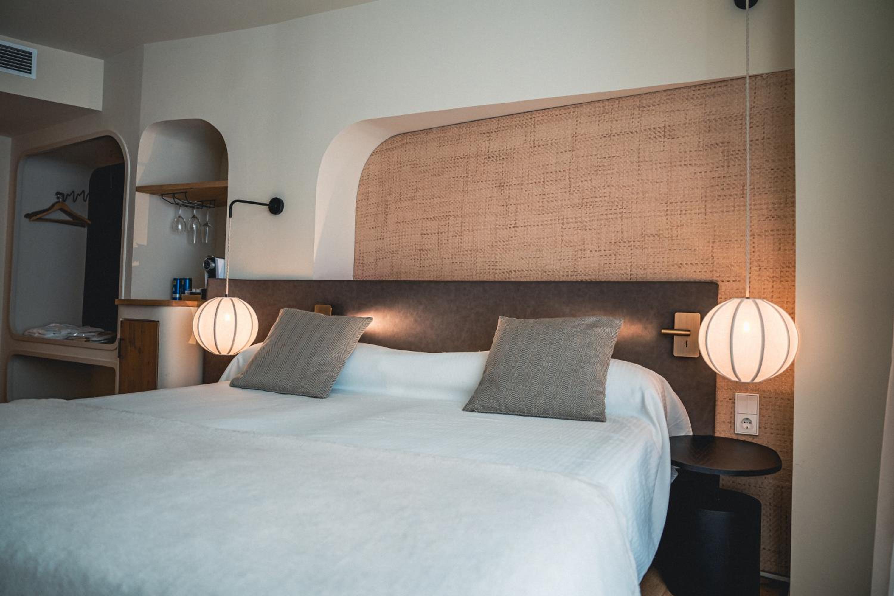 Superior Room - Photo 6
