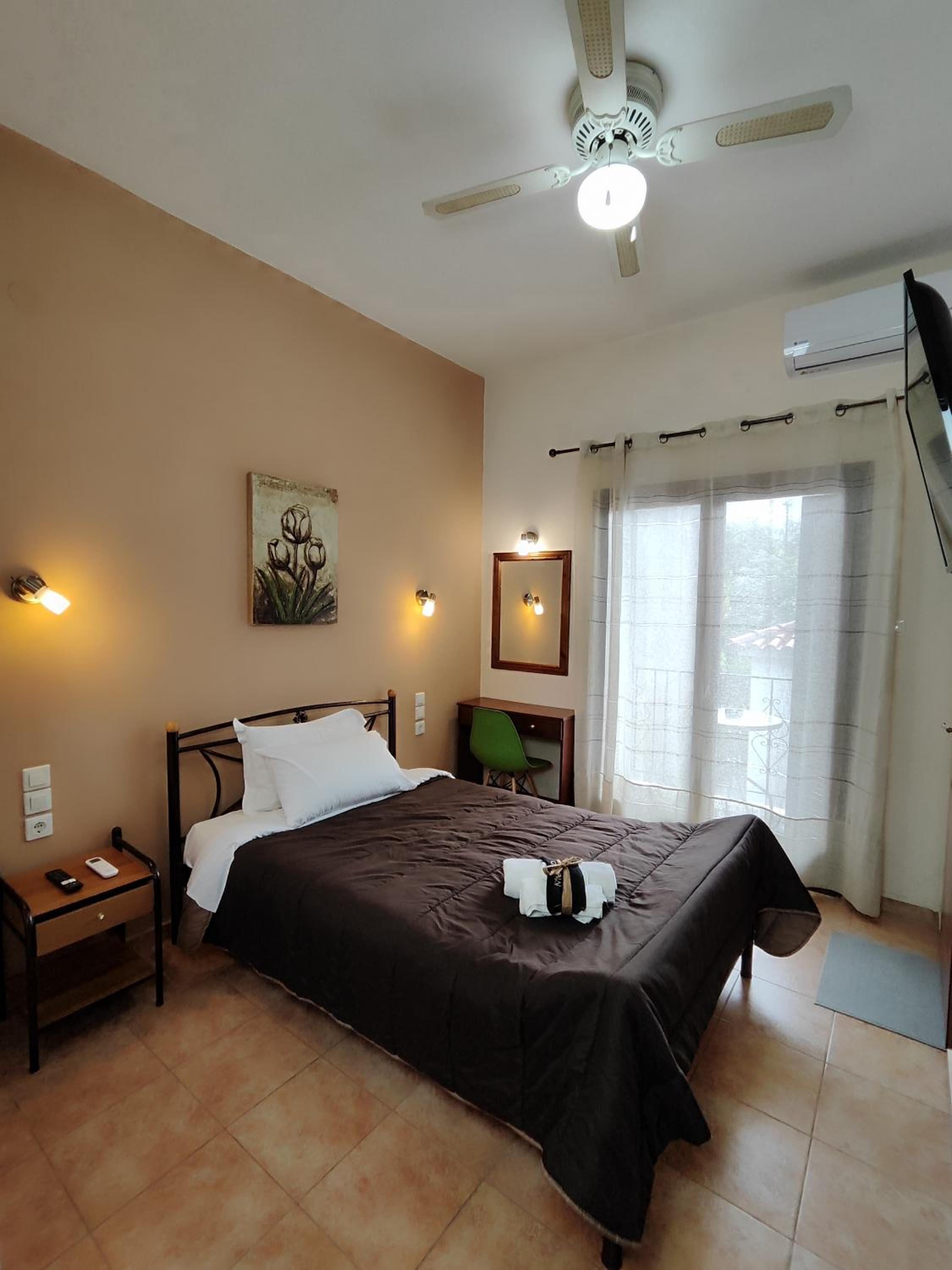 Single Room with Mountain View photo 1