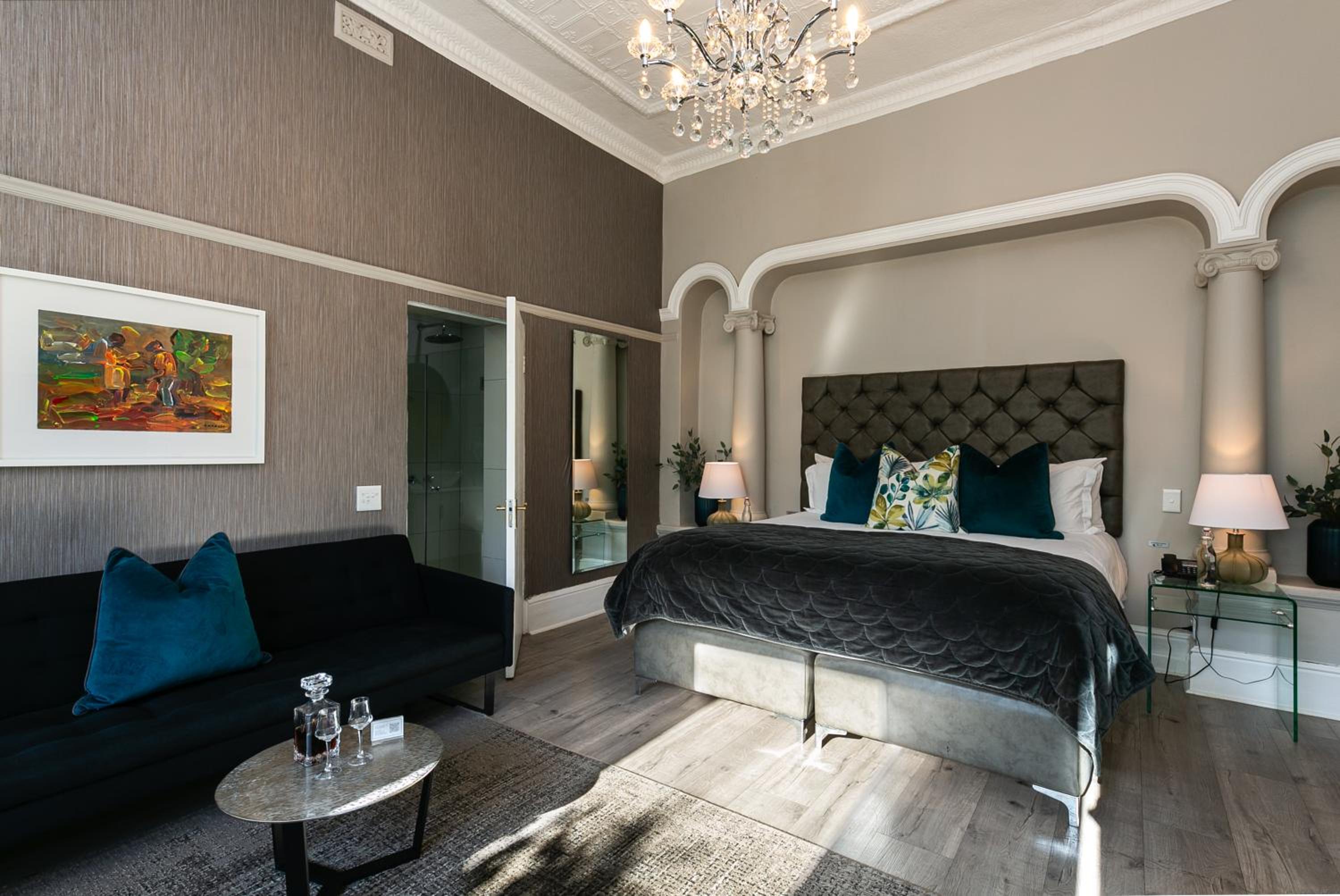 Heritage Deluxe Room