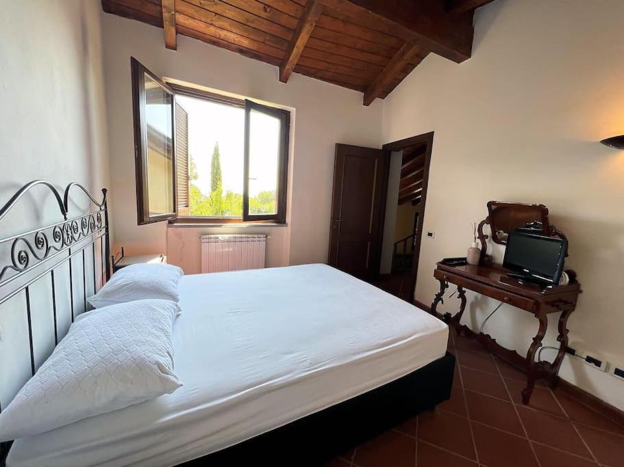 Villa photo 1