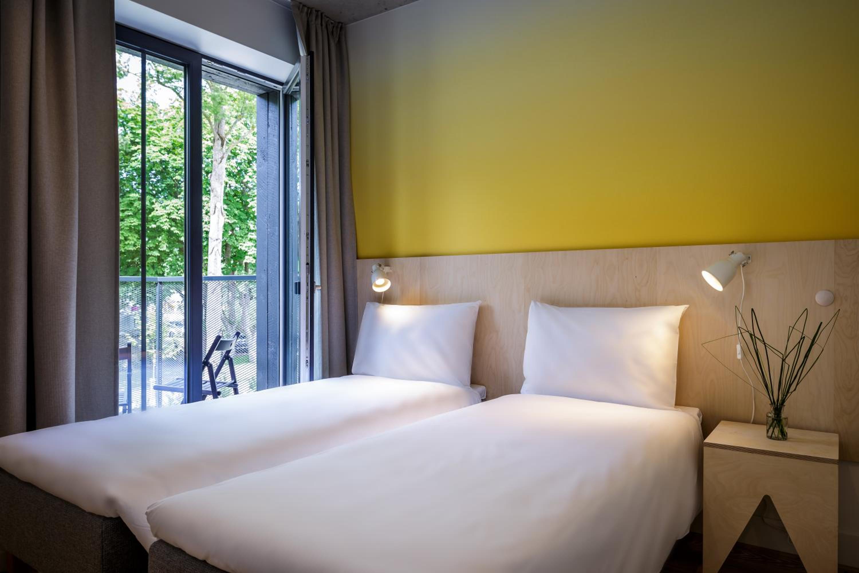 Double or Twin Room with Balcony photo 3