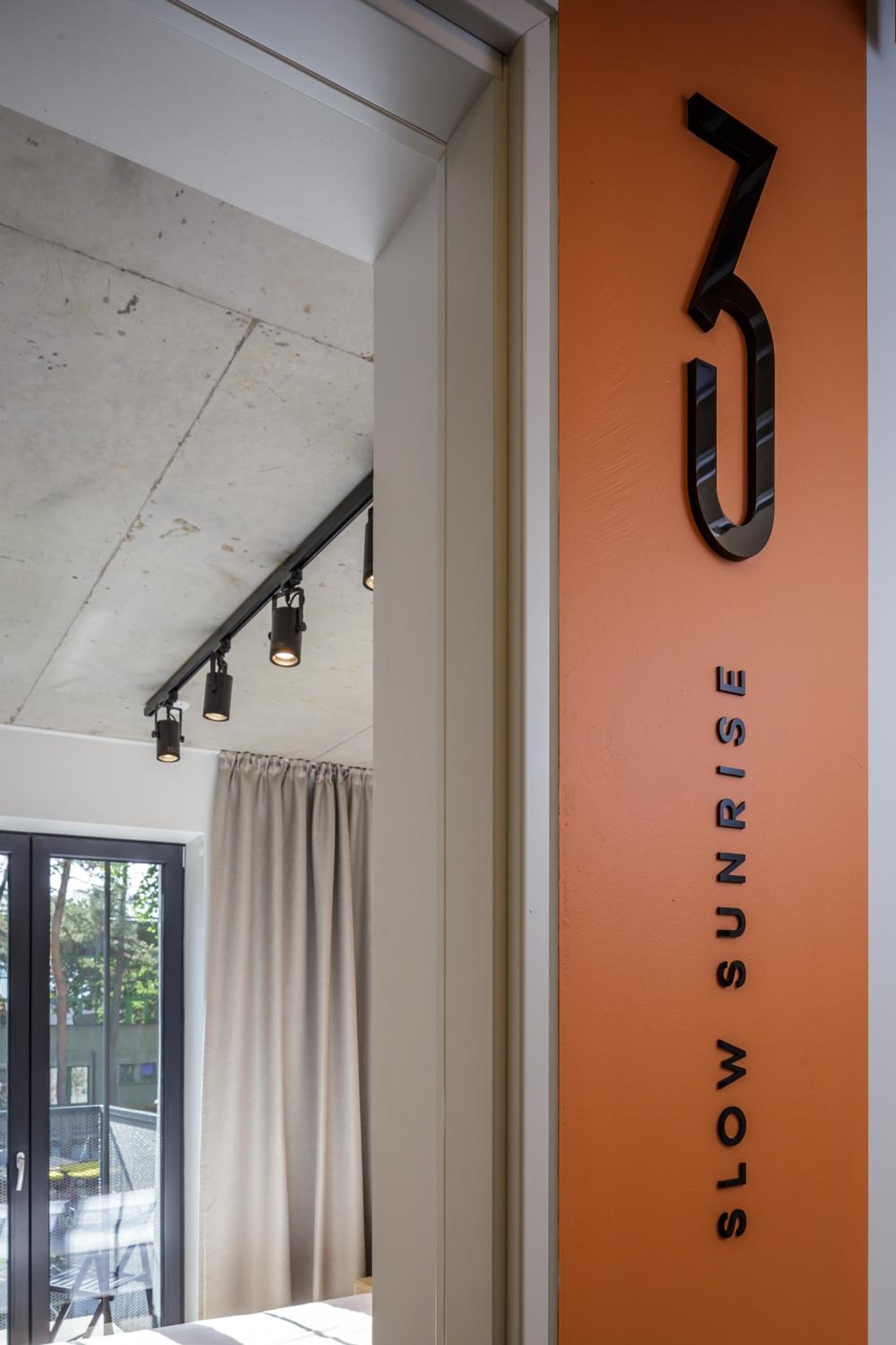 Double or Twin Room with Balcony photo 2