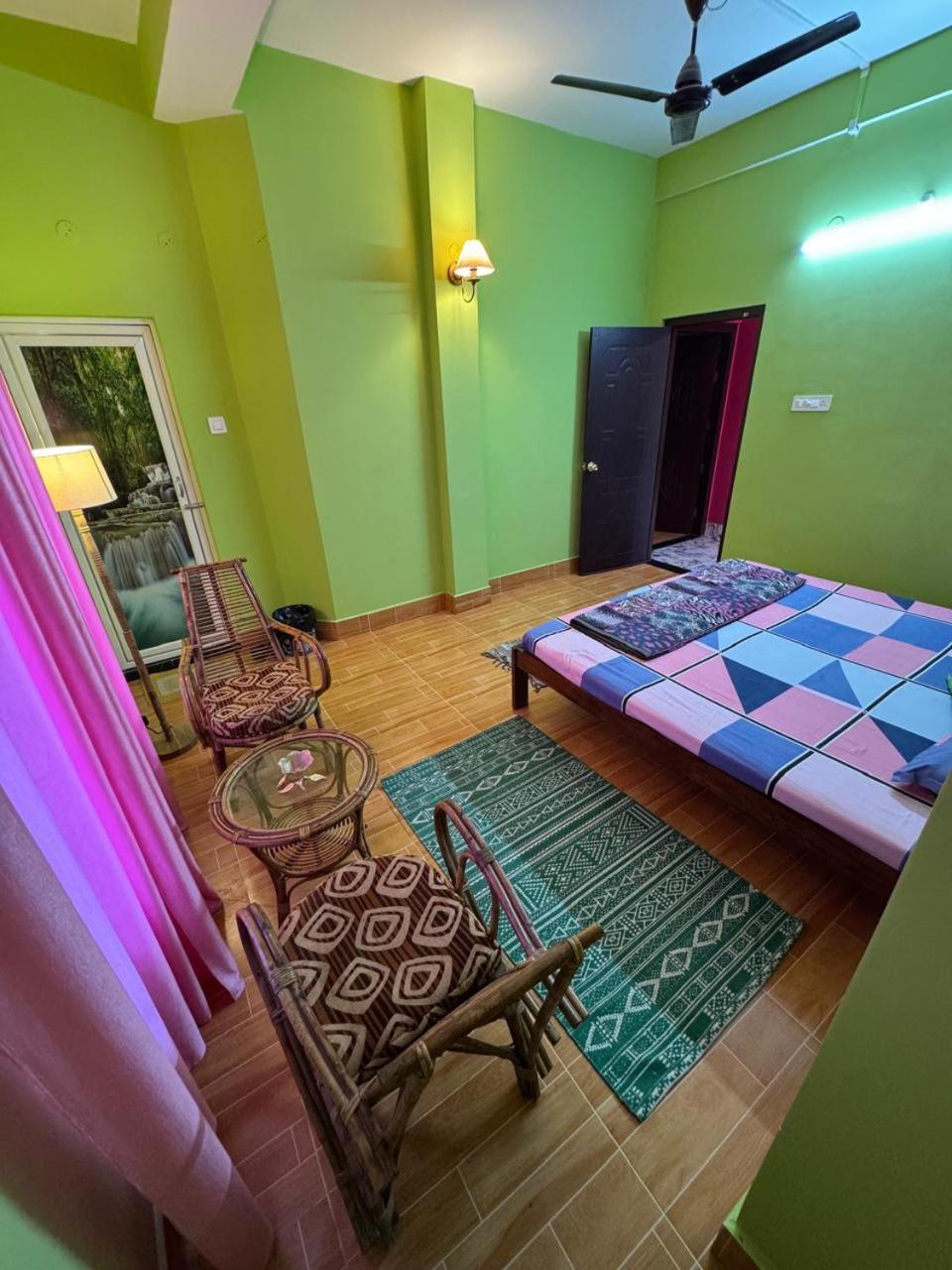 Deluxe Family Room photo 2