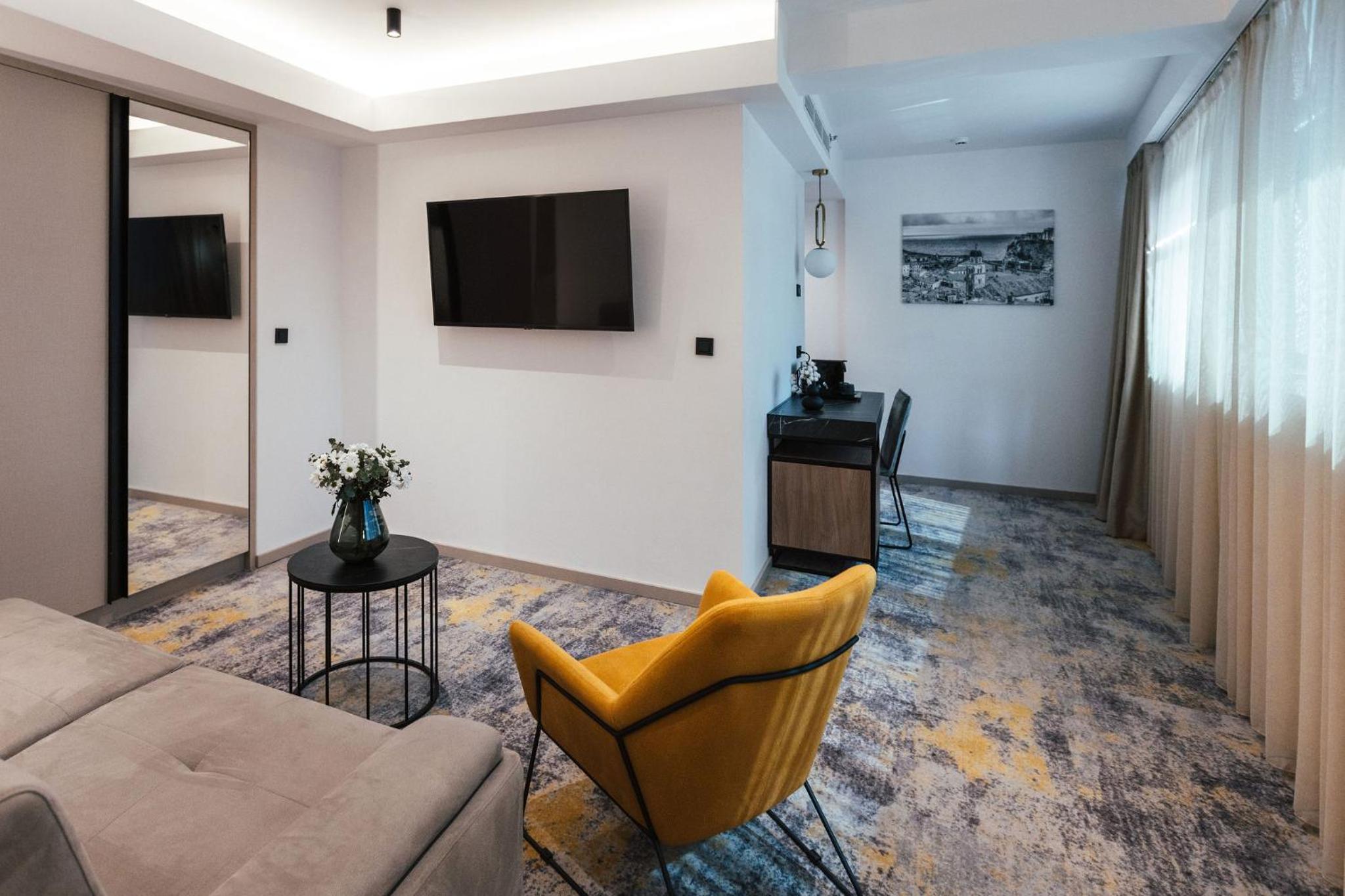 Junior Suite