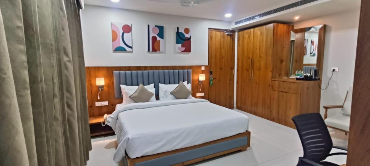 Deluxe Single Room