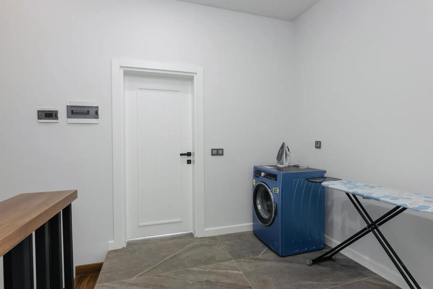 Villa photo 3