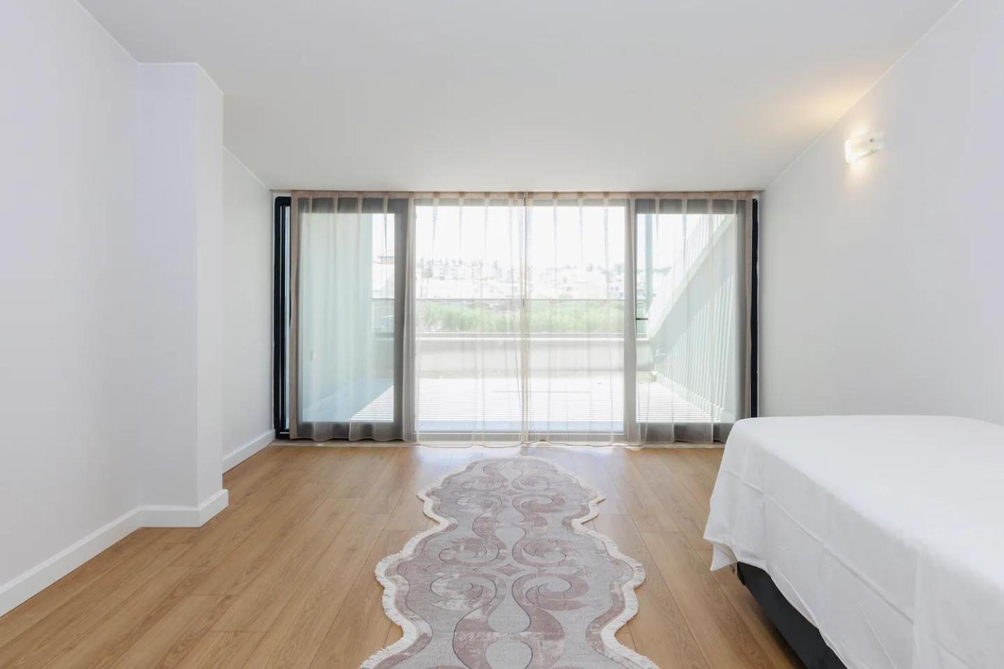 Villa photo 2