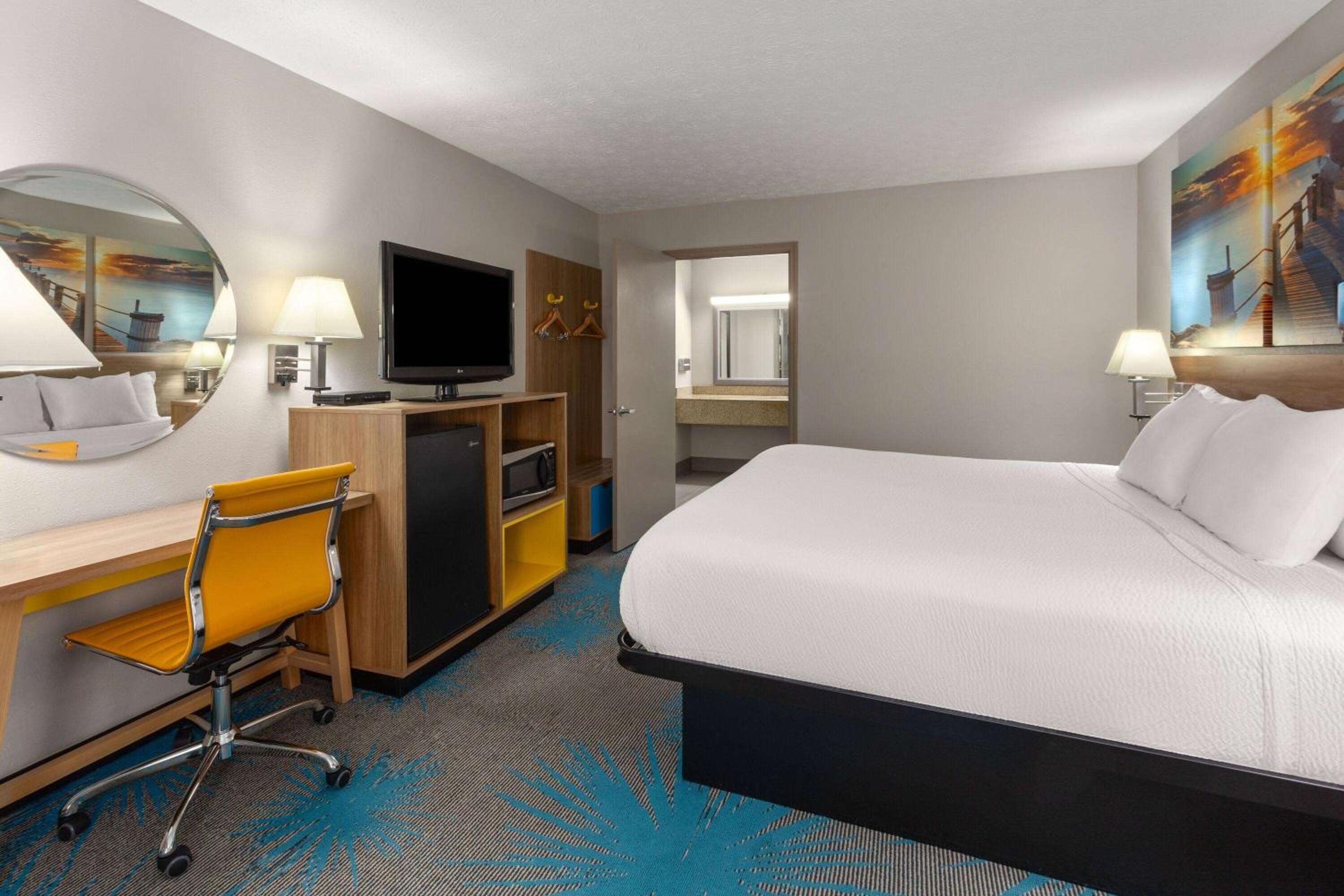 King Room - Disability Access/Non-Smoking - Photo 1