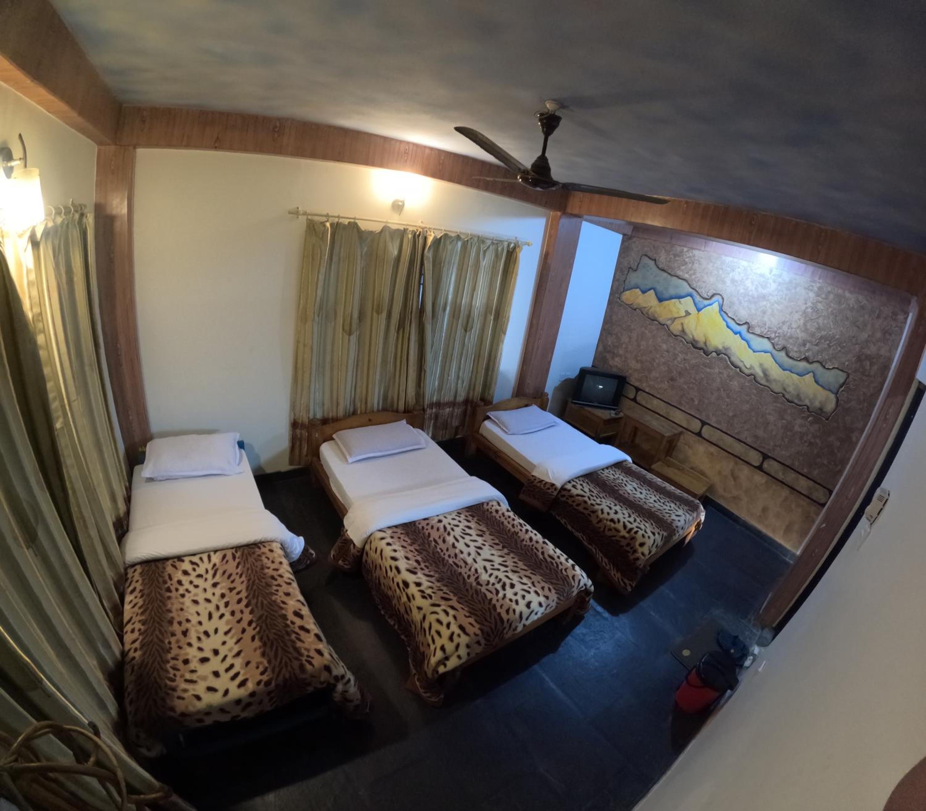 Triple Room