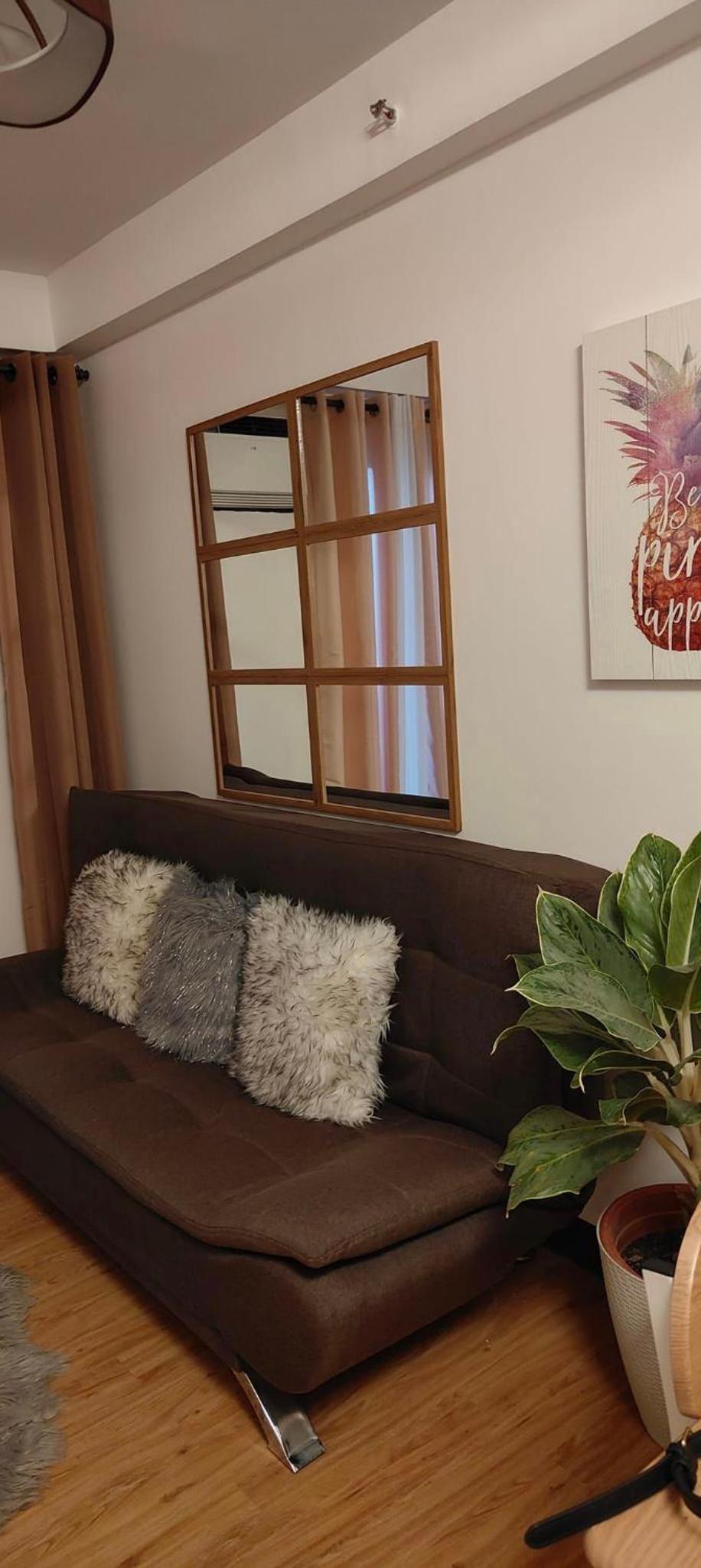 One-Bedroom Apartment photo 3