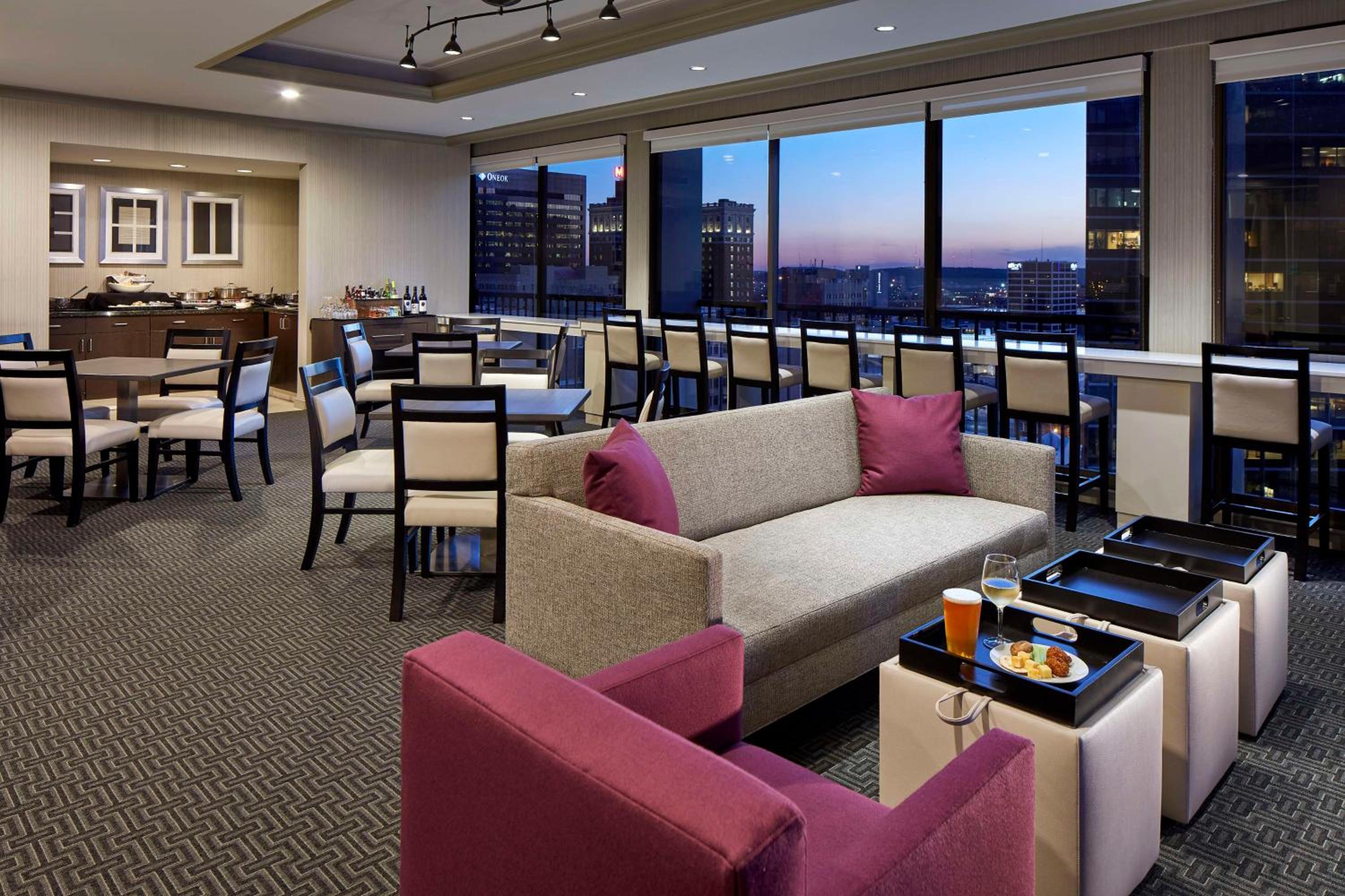 King Room - Club Access - Photo 10