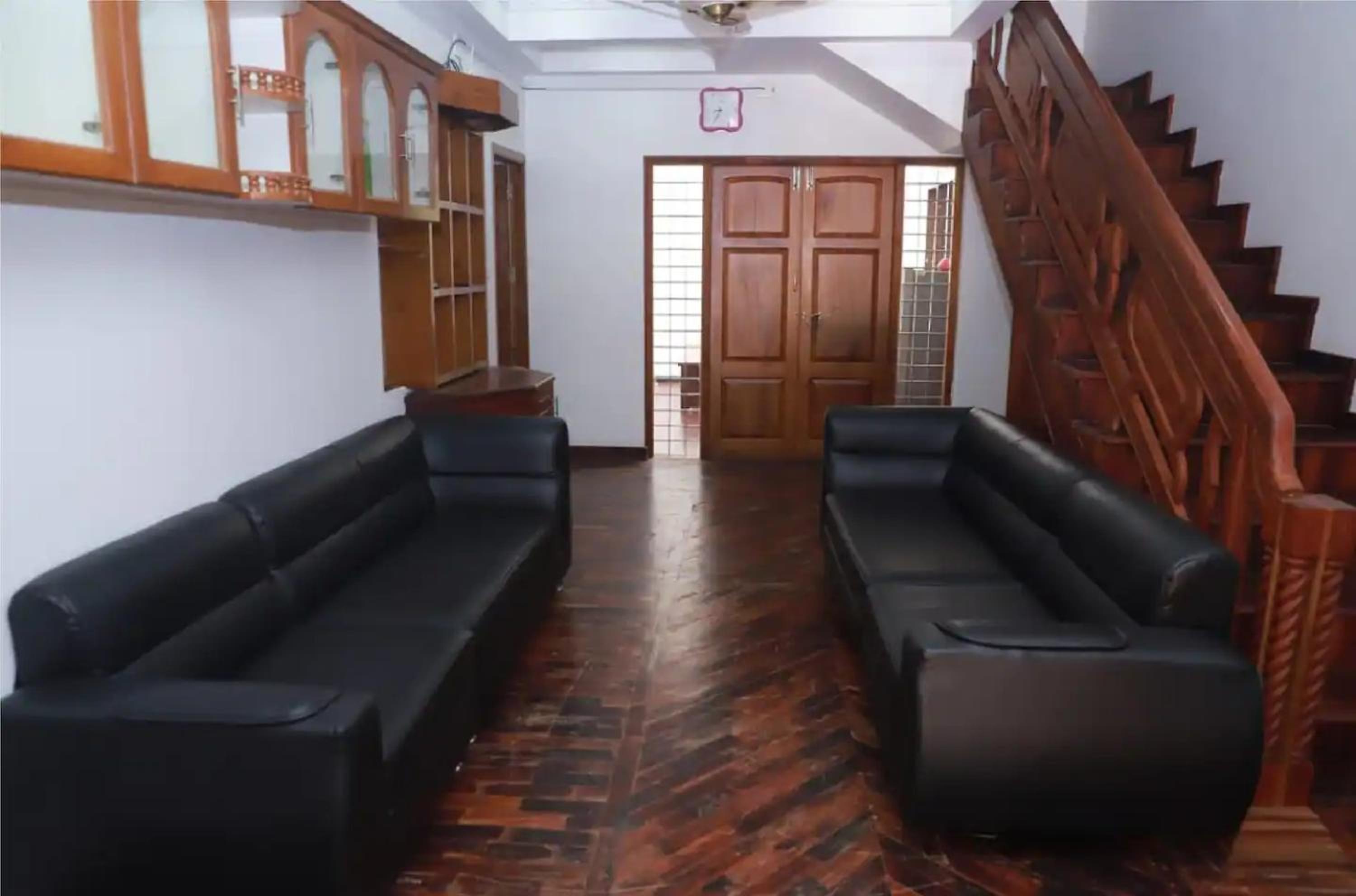 Three-Bedroom Villa photo 1