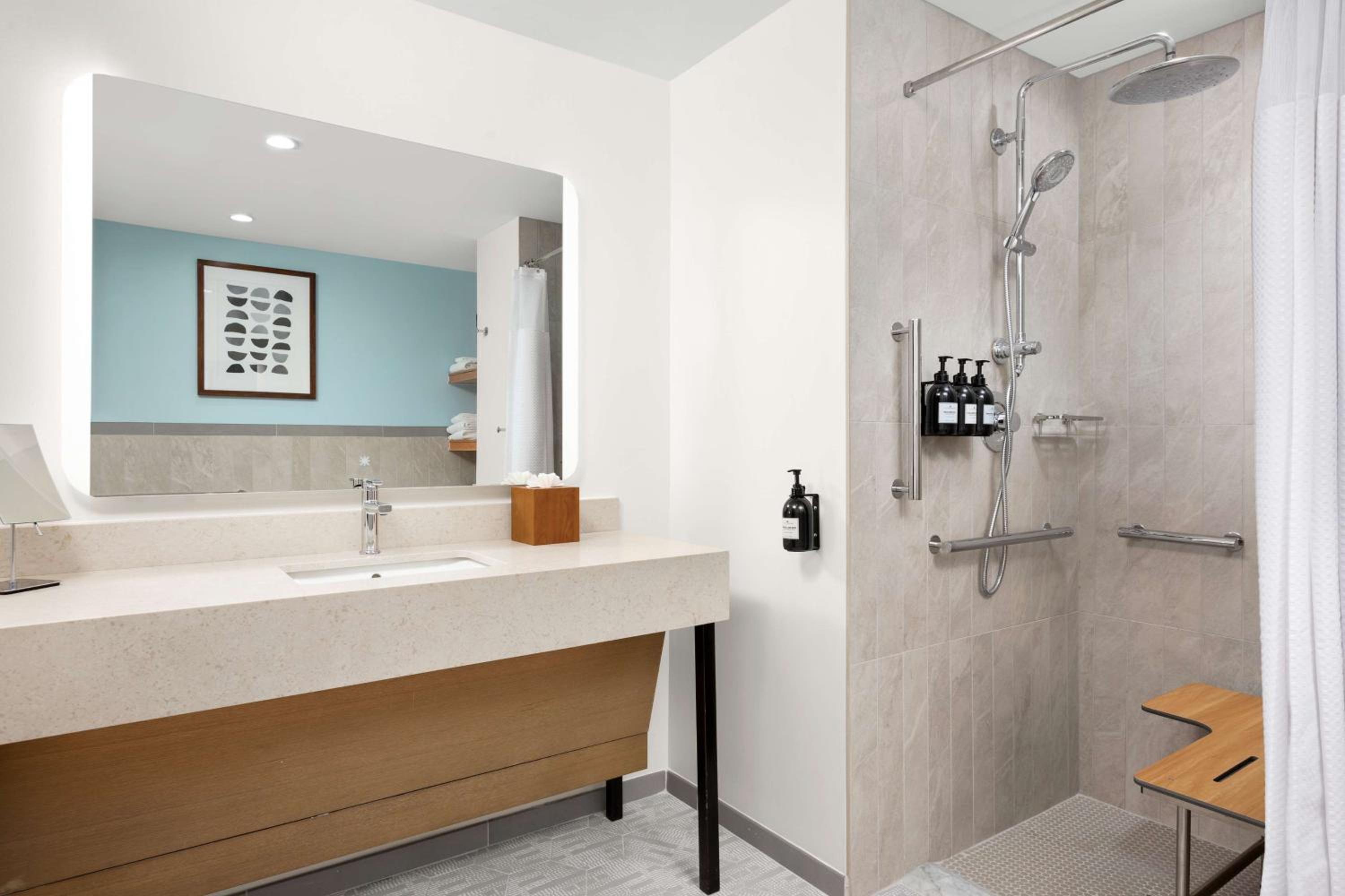 King Room - Mobility Access - Photo 5