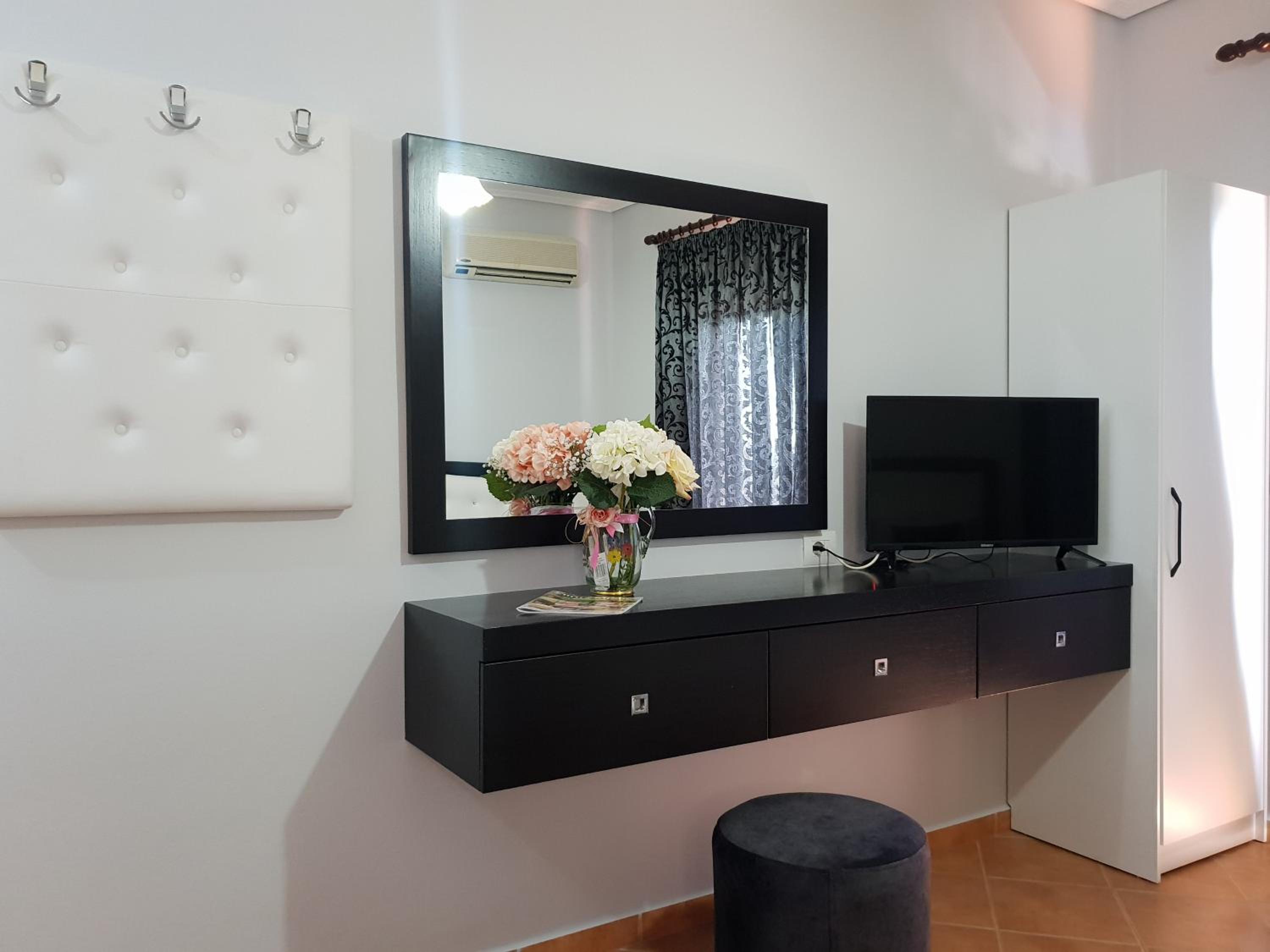 Apartment with Sea View photo 1
