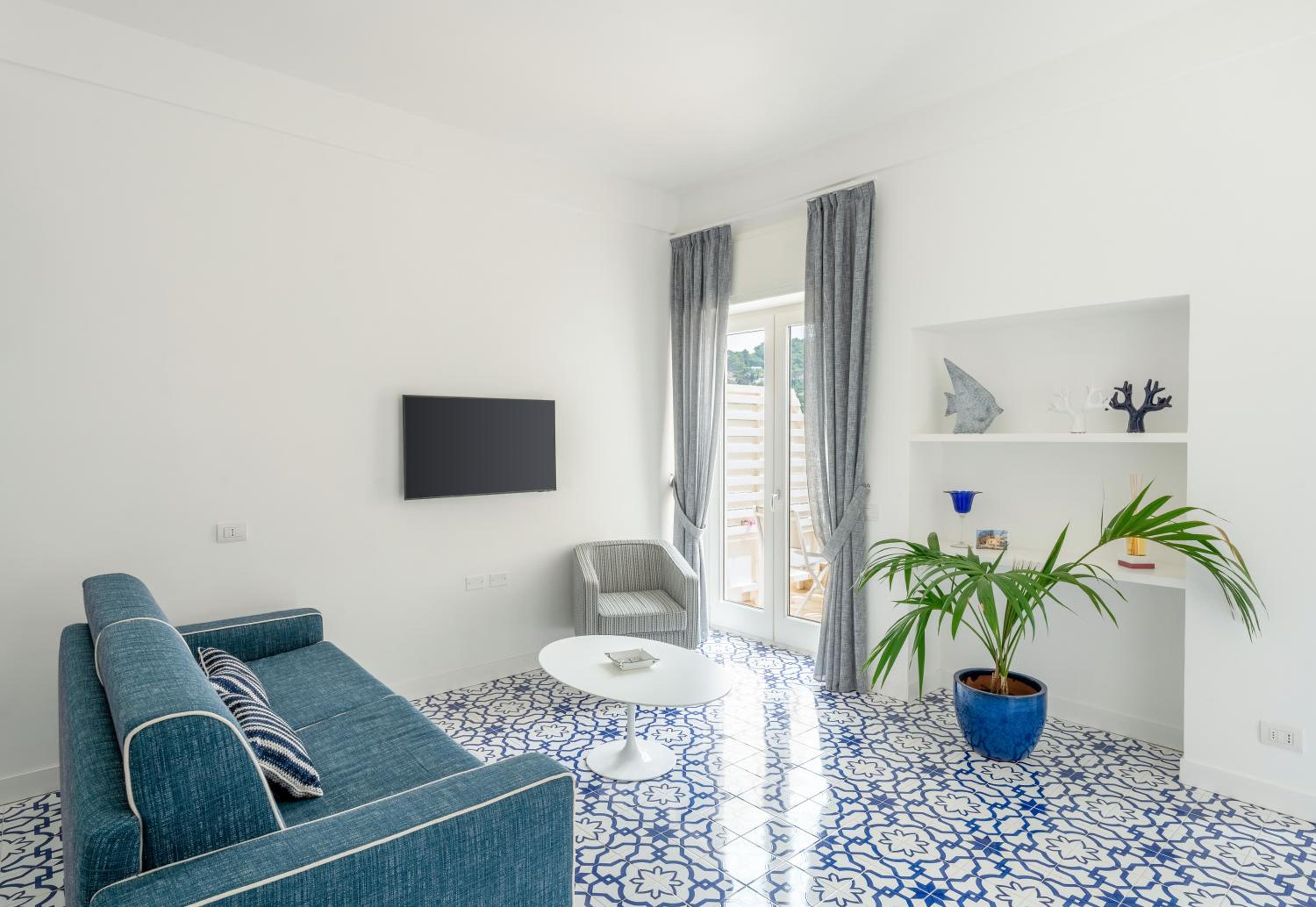 Superior One-Bedroom Apartment with Balcony photo 1