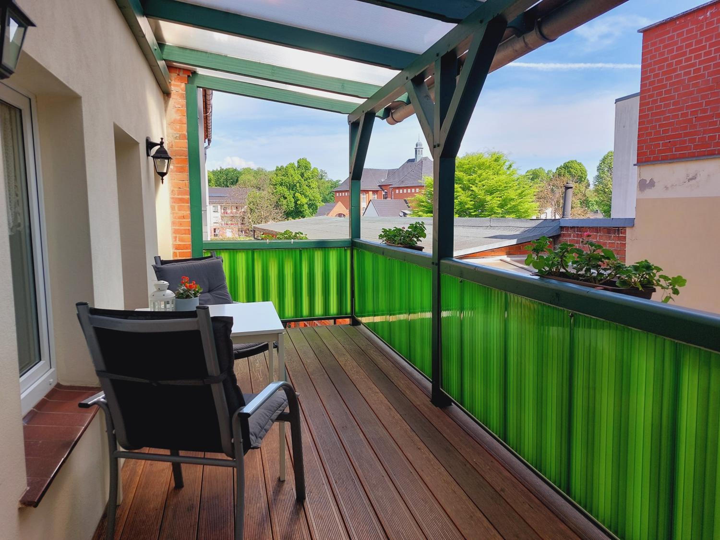 Apartment with Balcony photo 2
