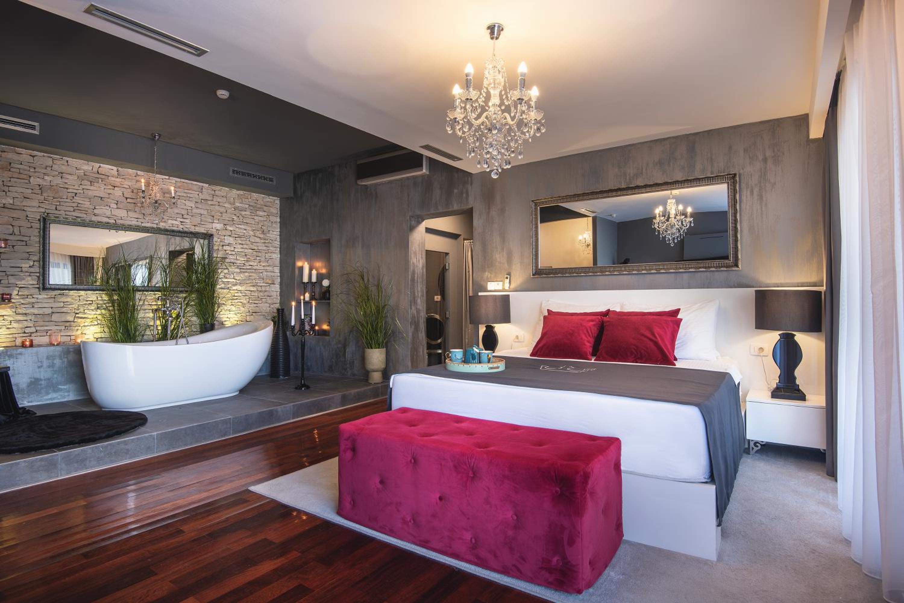 Deluxe Double Room with Bath