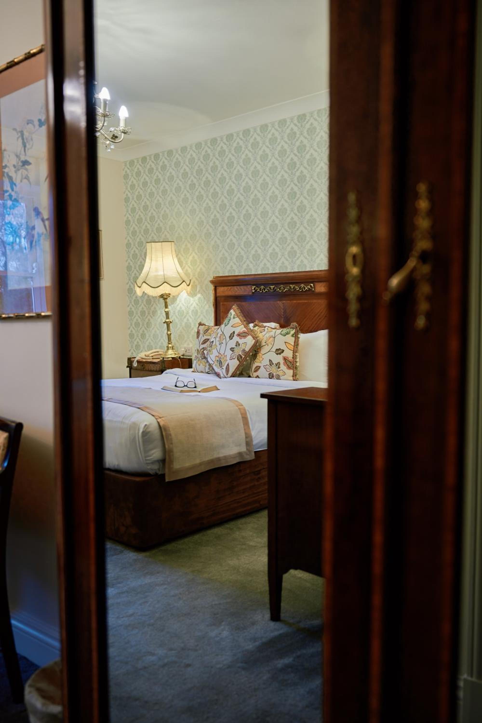Single Room photo 2