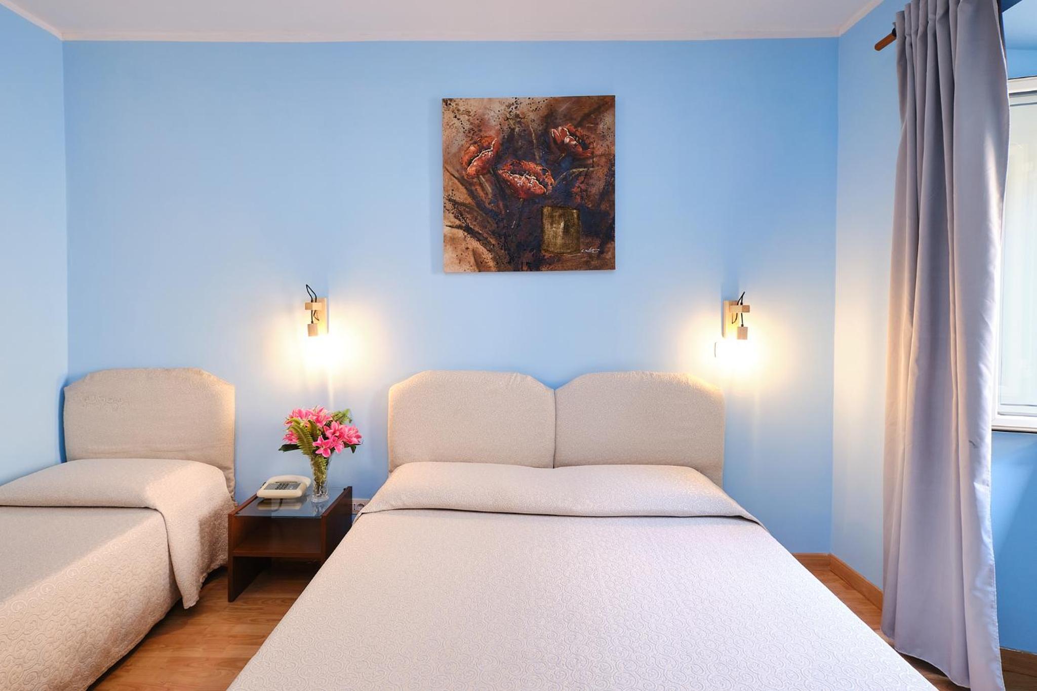 Classic Triple Room photo 3