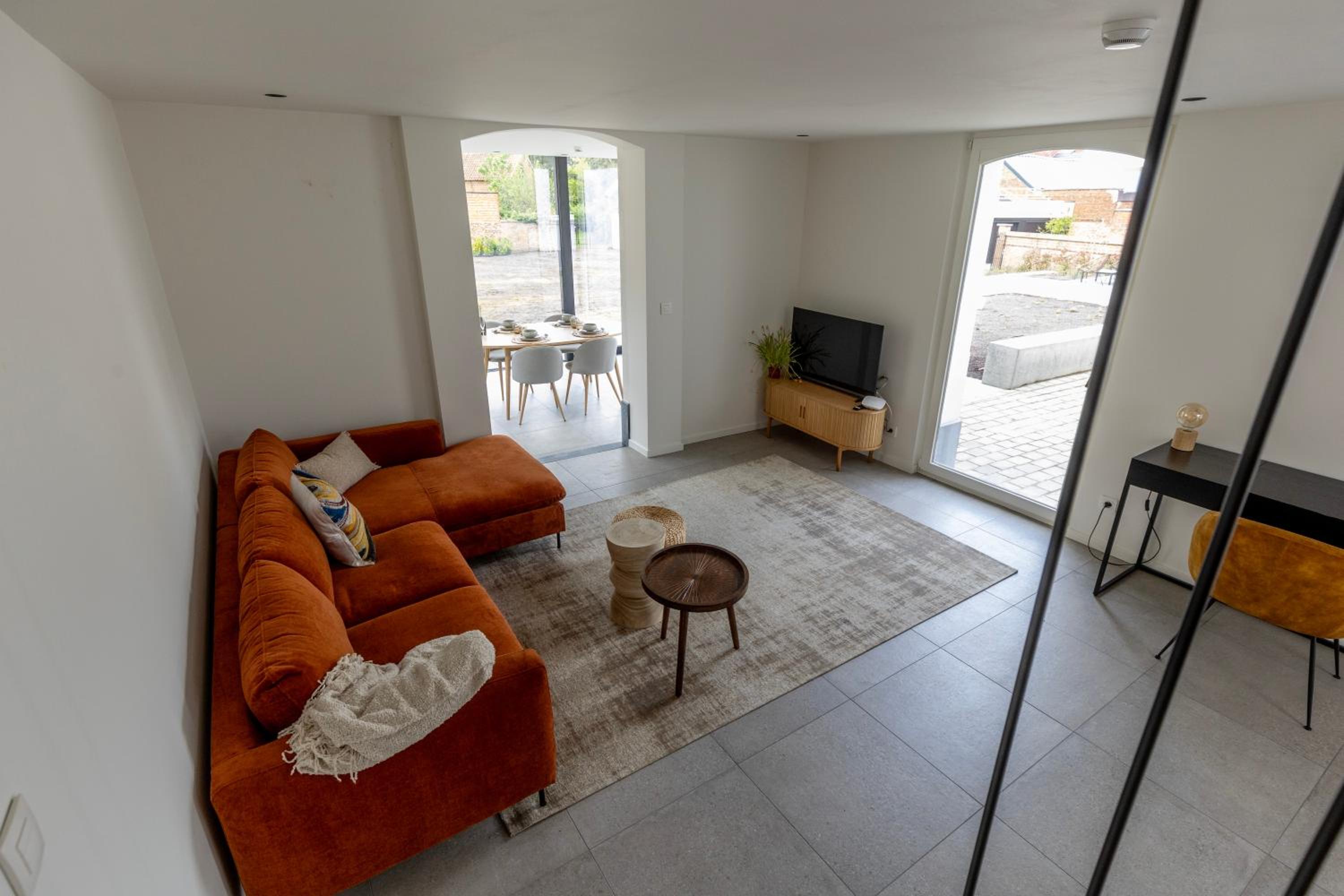 Studio Apartment