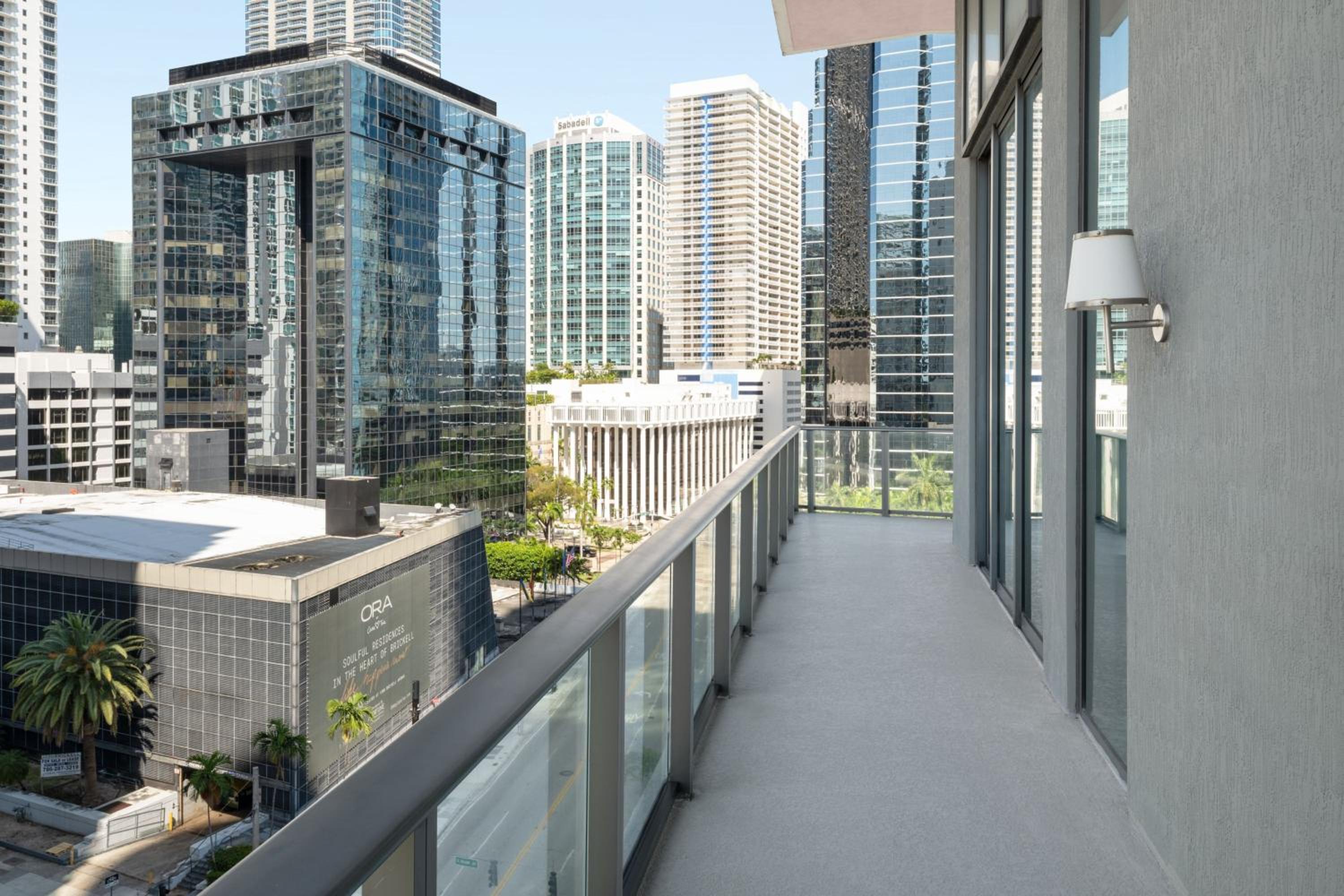 Signature King Suite with Balcony and City View