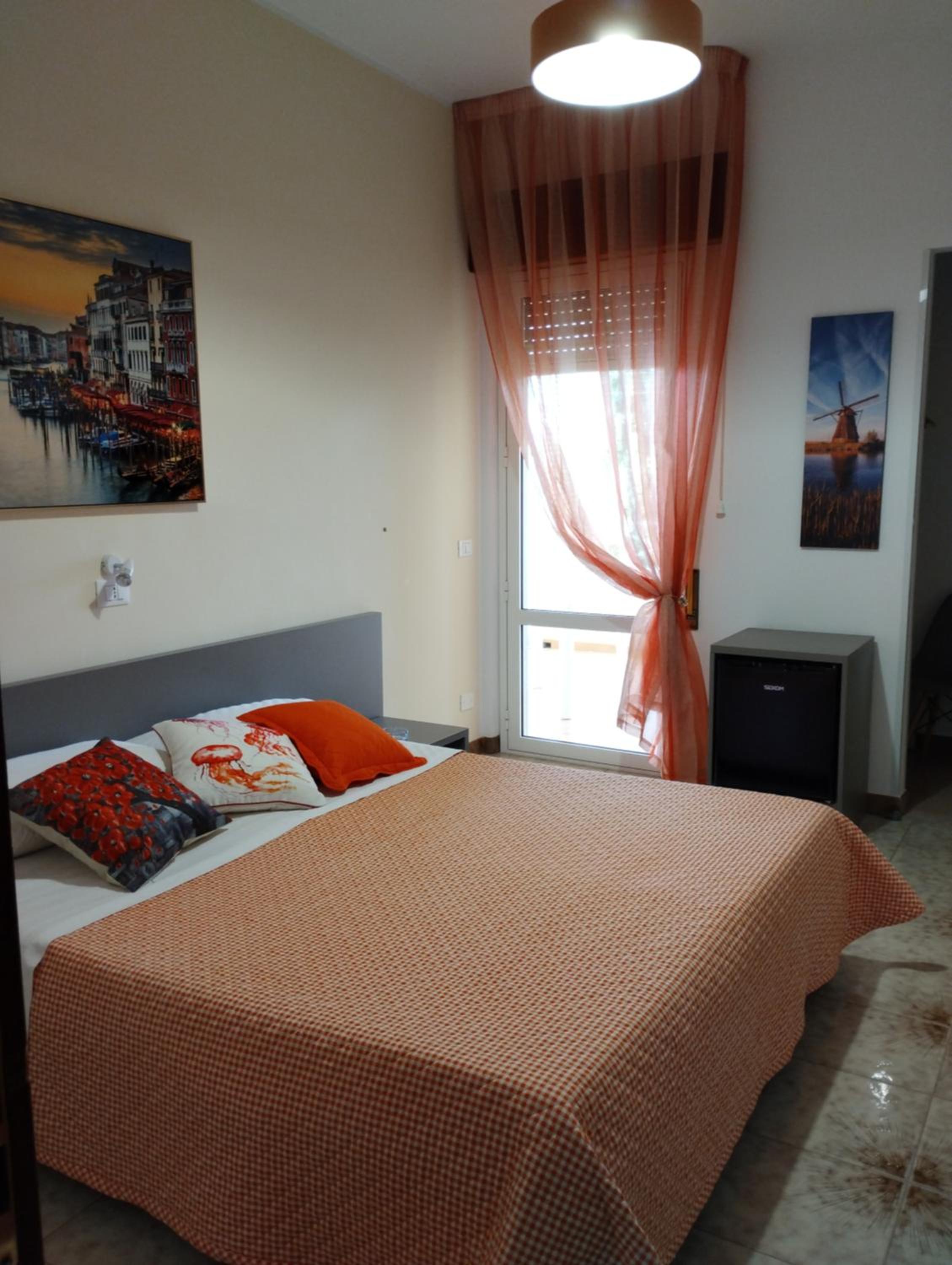Double or Twin Room - Photo 2