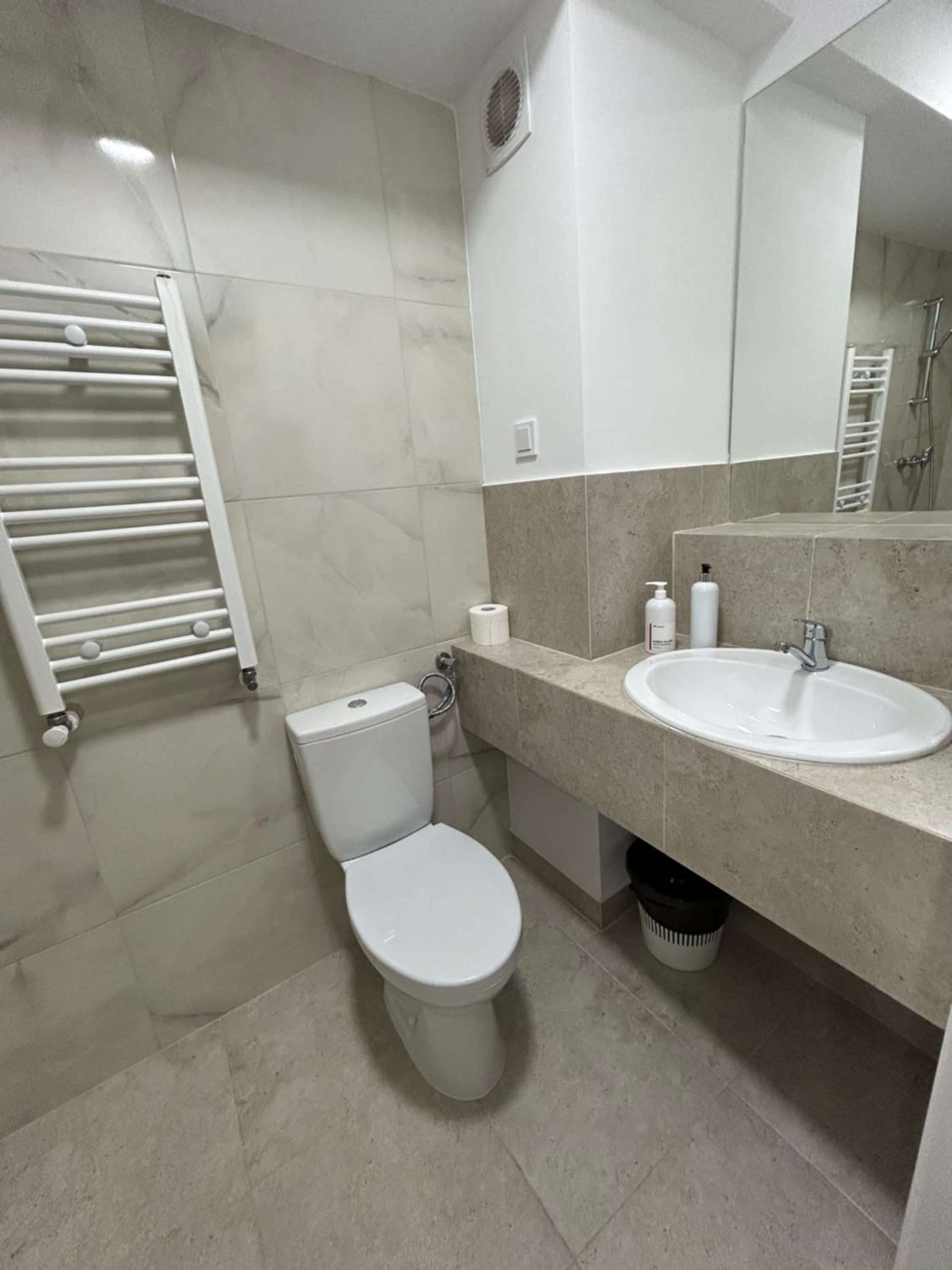 Double Room with Bath - Photo 6
