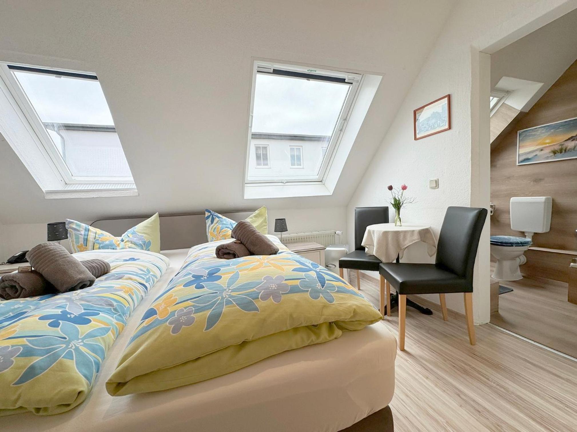 Economy Double or Twin Room photo 3