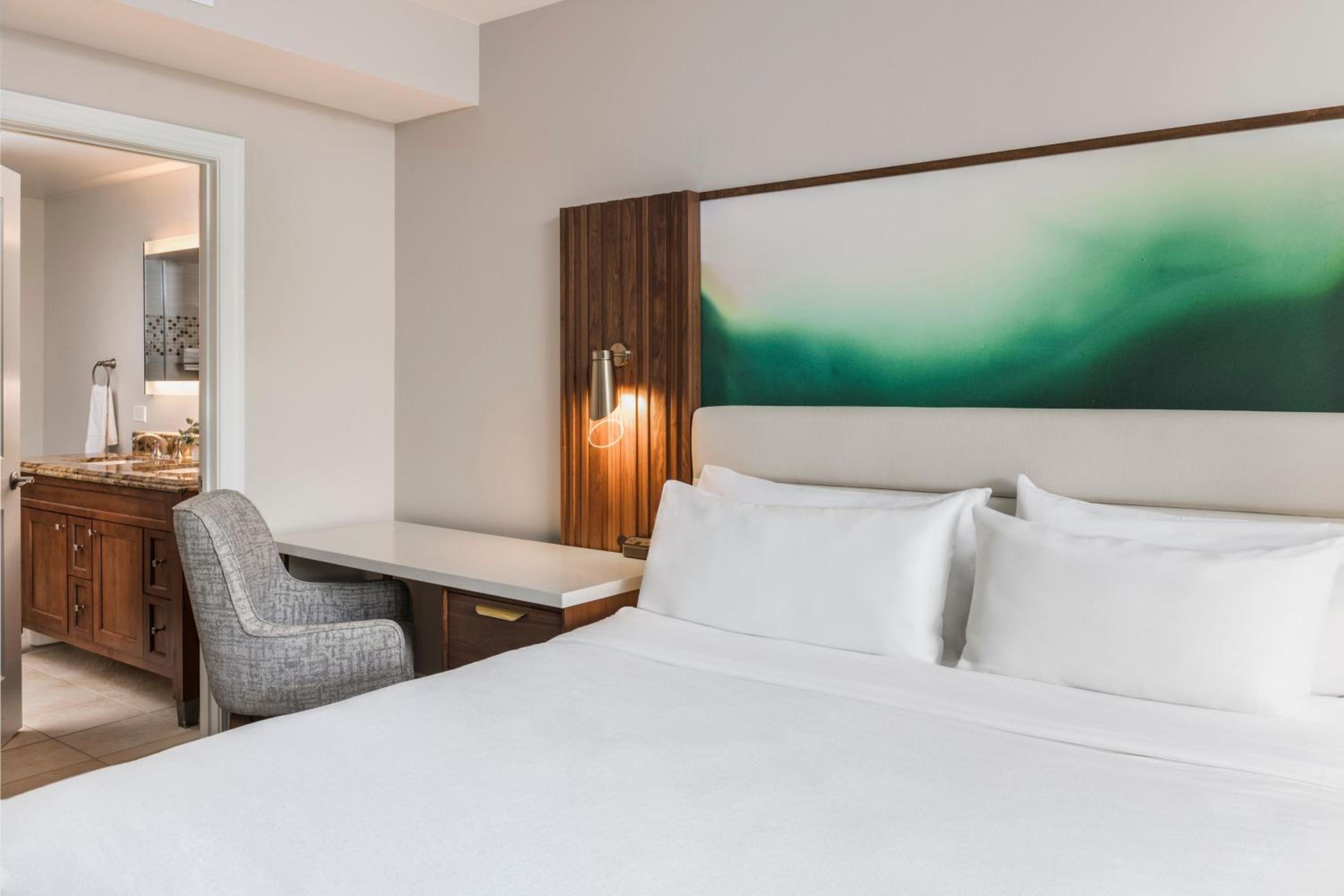 King Room with Sofa Bed