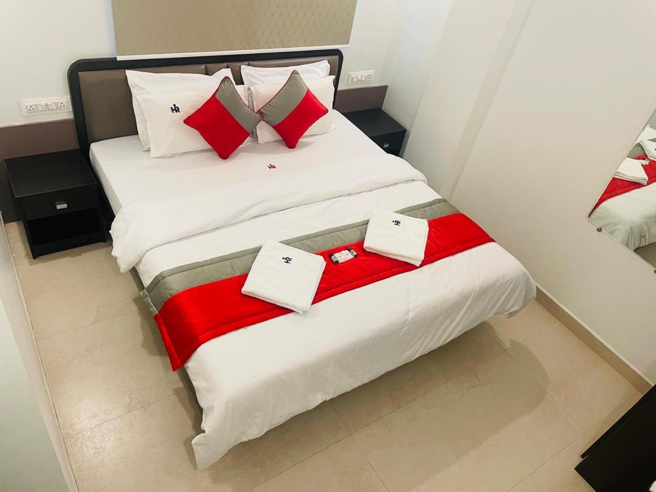 Standard Double Room with Fan photo 2