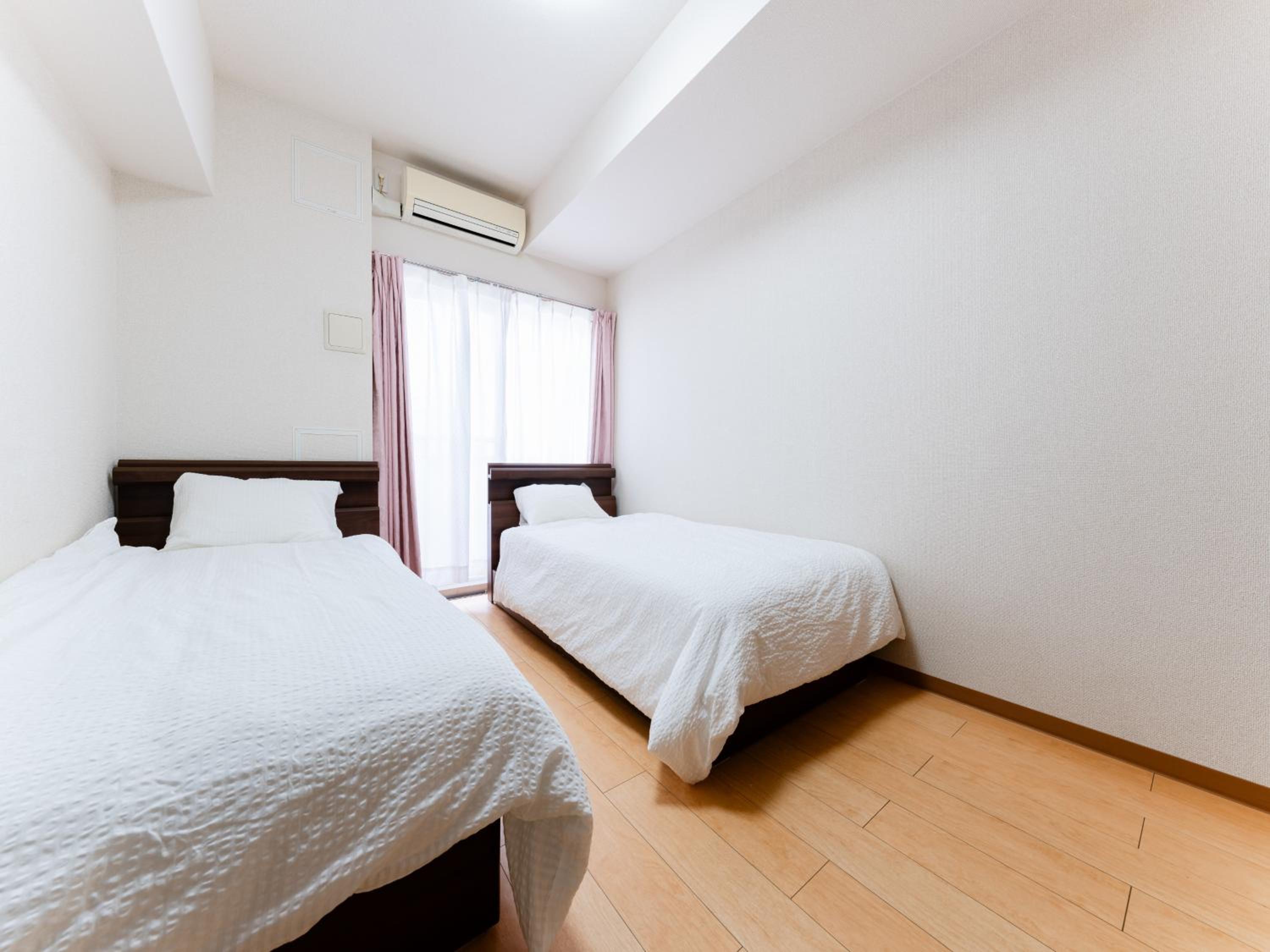 Standard Twin Room with Garden View photo 3