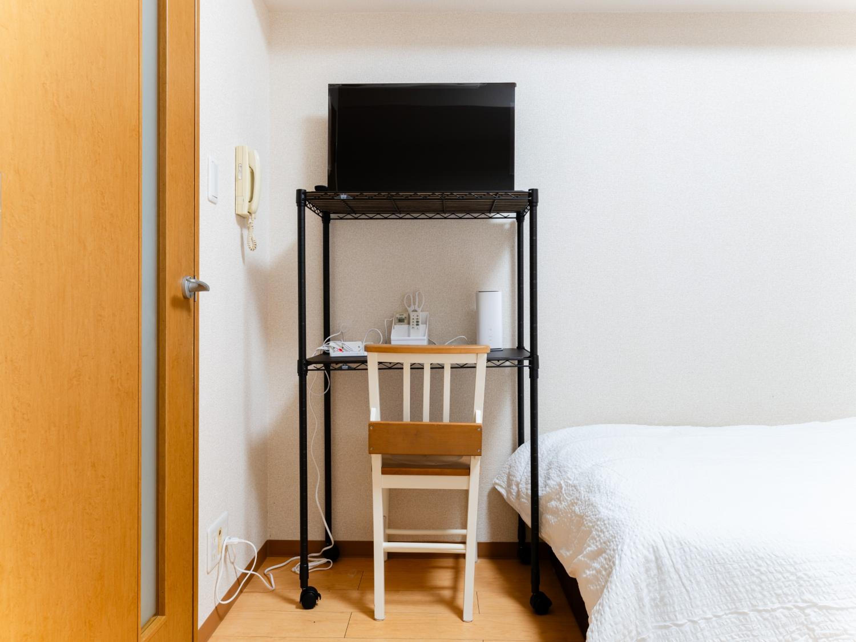 Standard Twin Room with Garden View photo 3