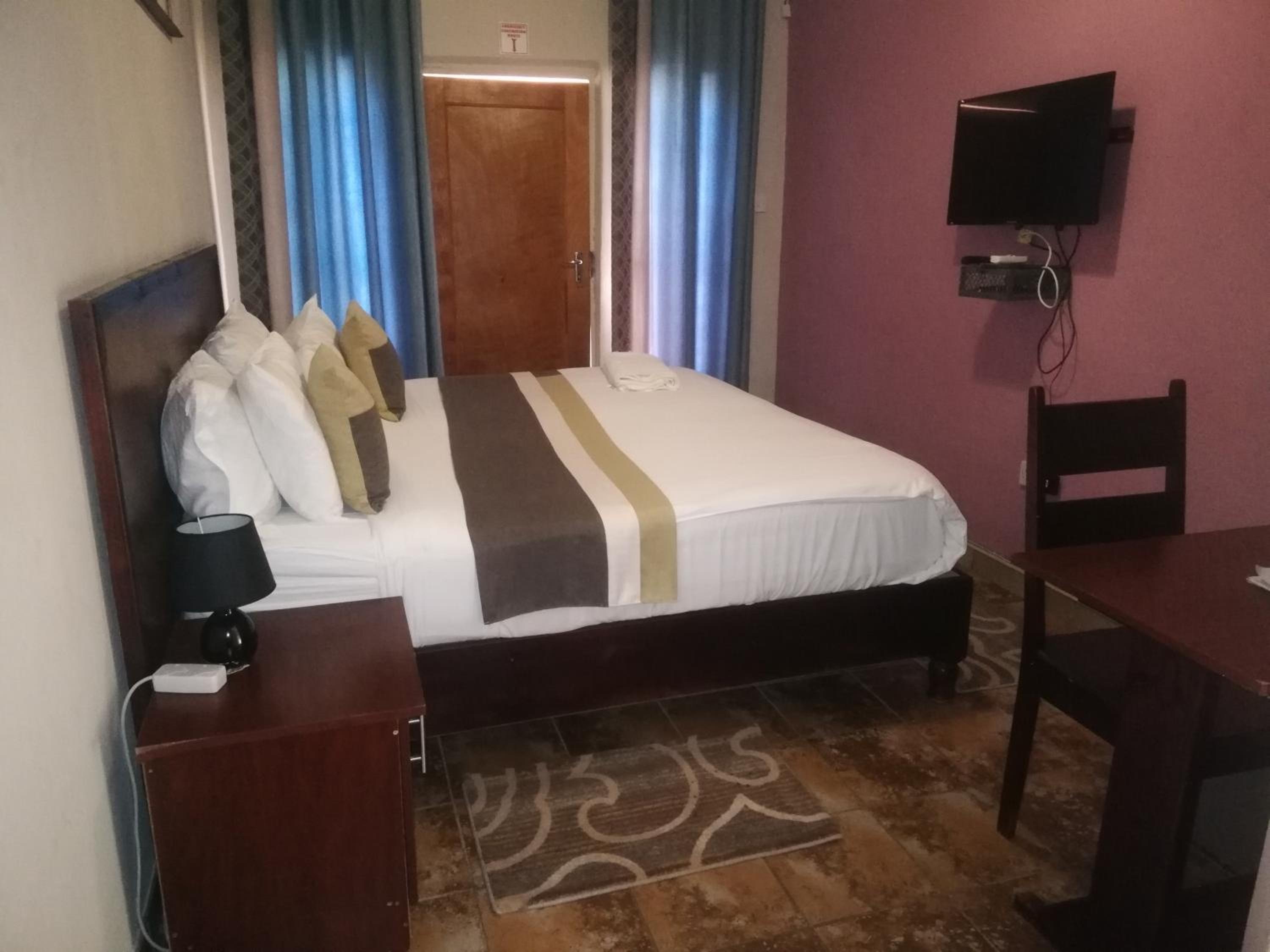 Standard King Room