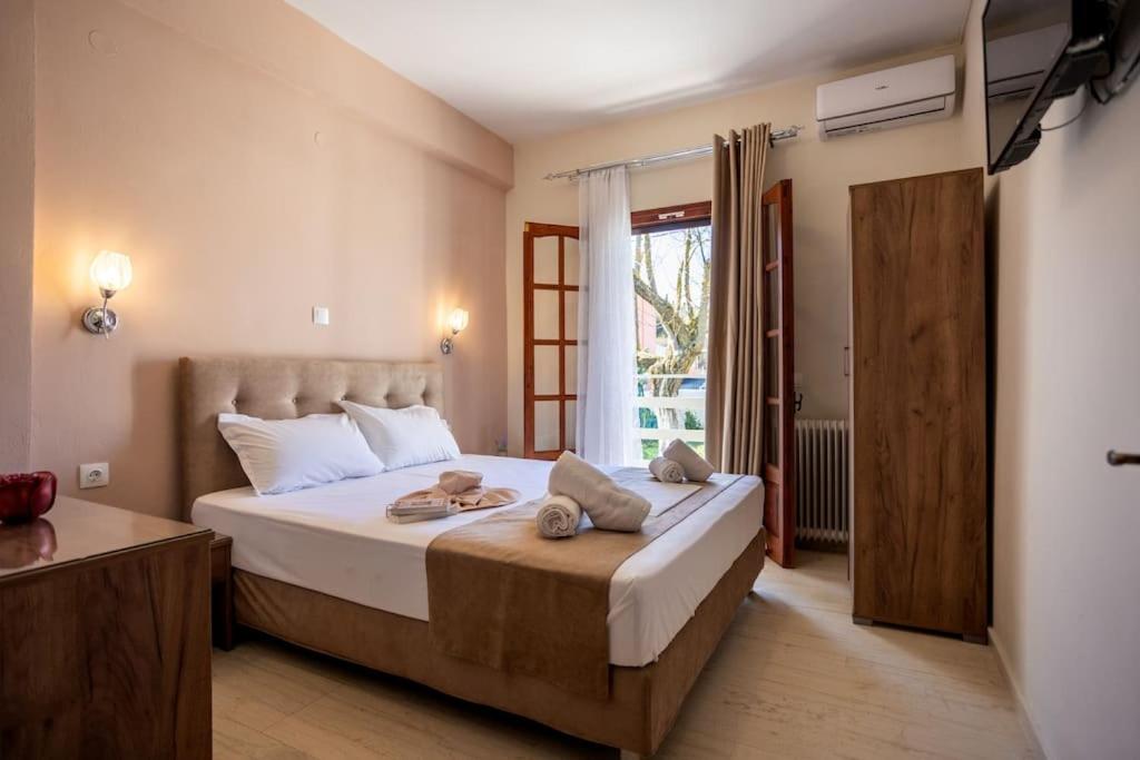 Three-Bedroom Villa photo 1