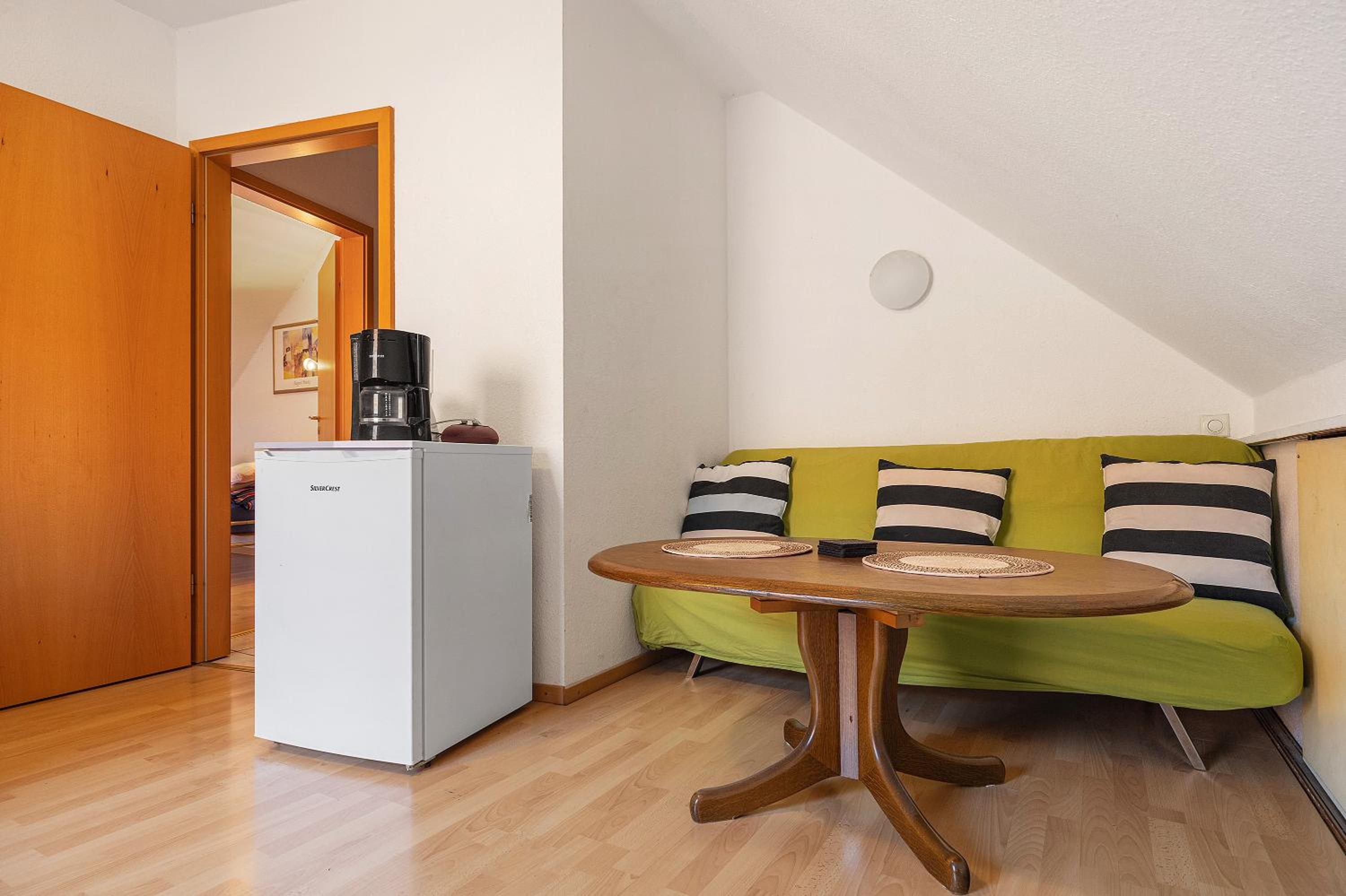 Two-Bedroom Deluxe Apartment with Garden View