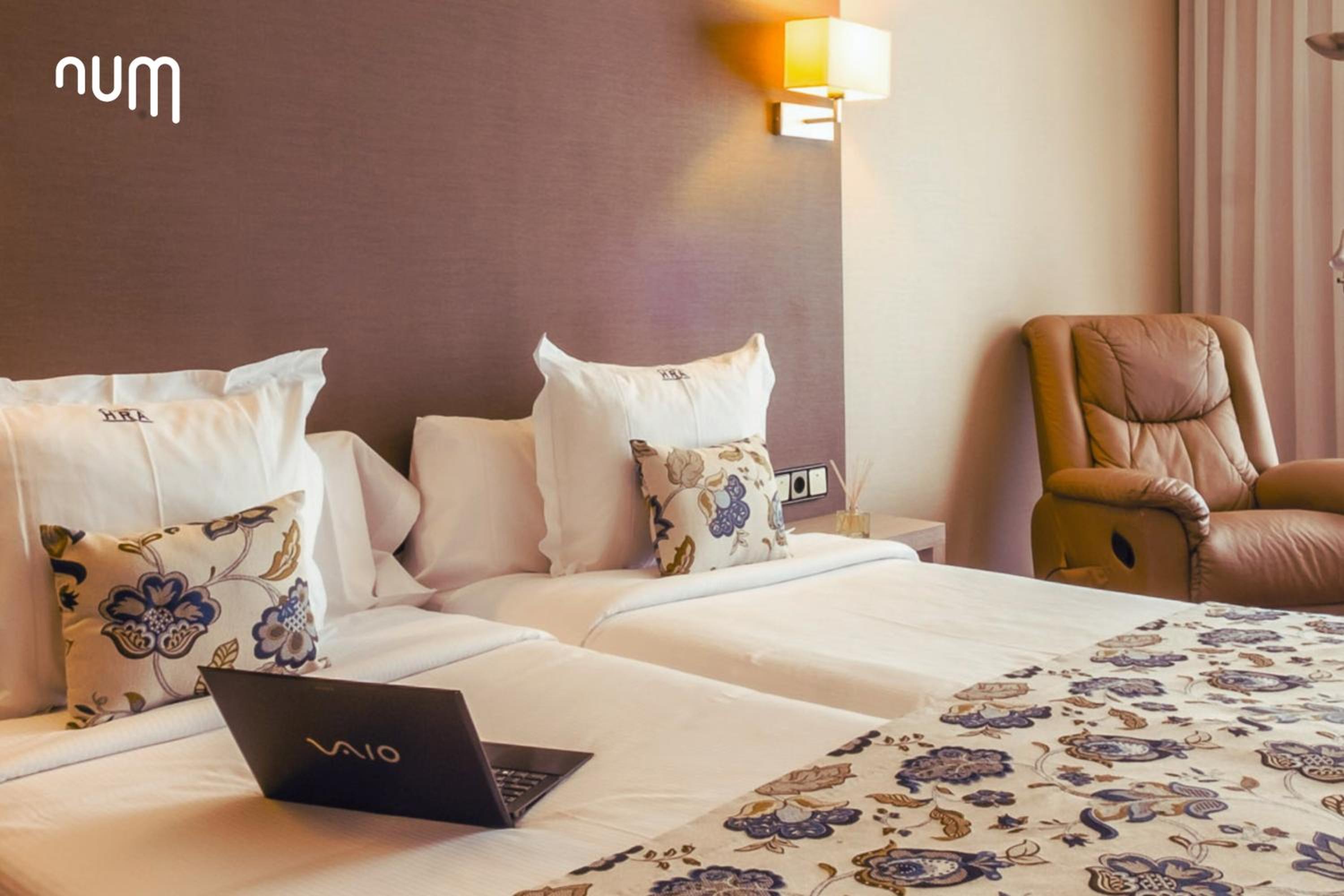 Double or Twin Room - Photo 1