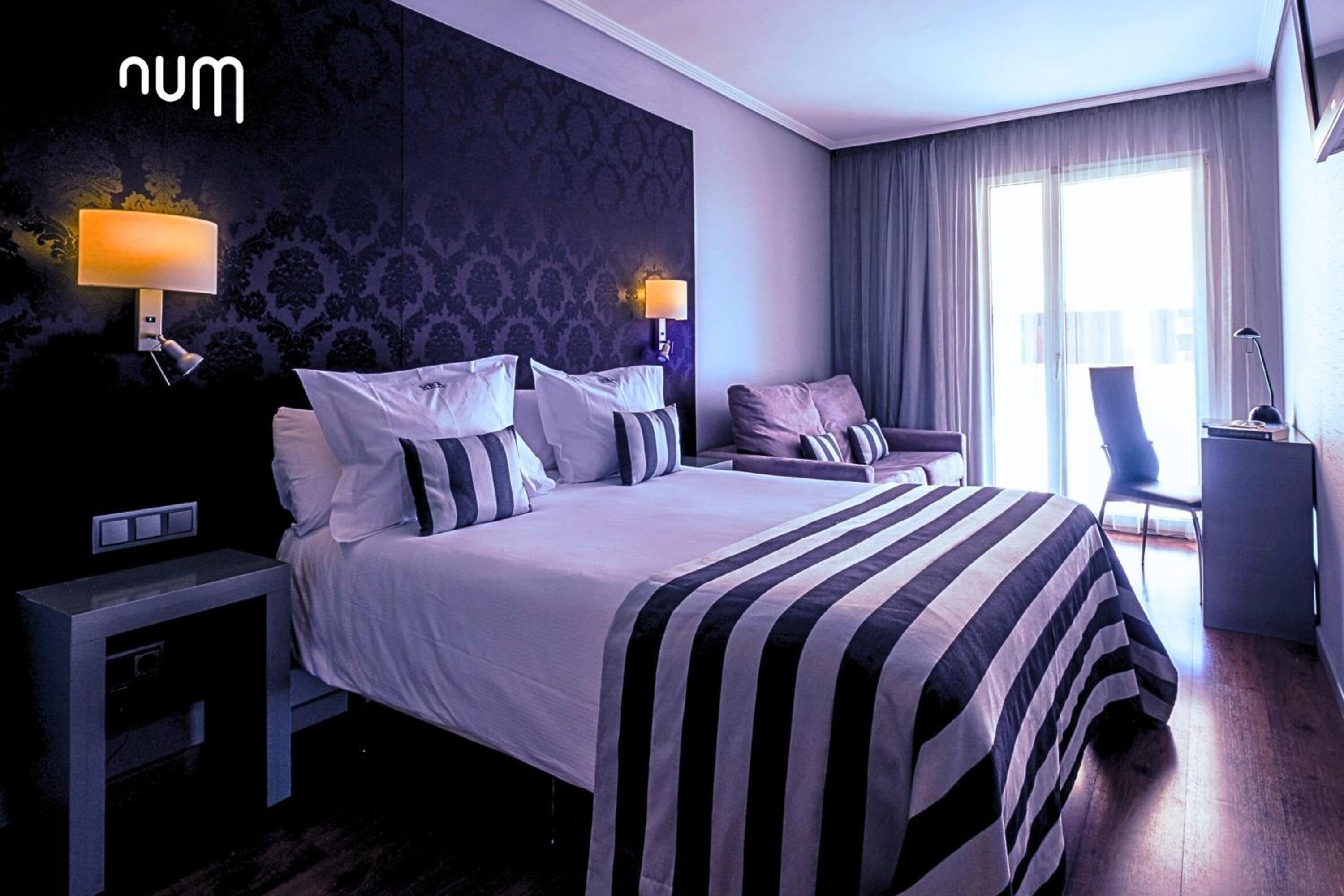 Double or Twin Room - Photo 2