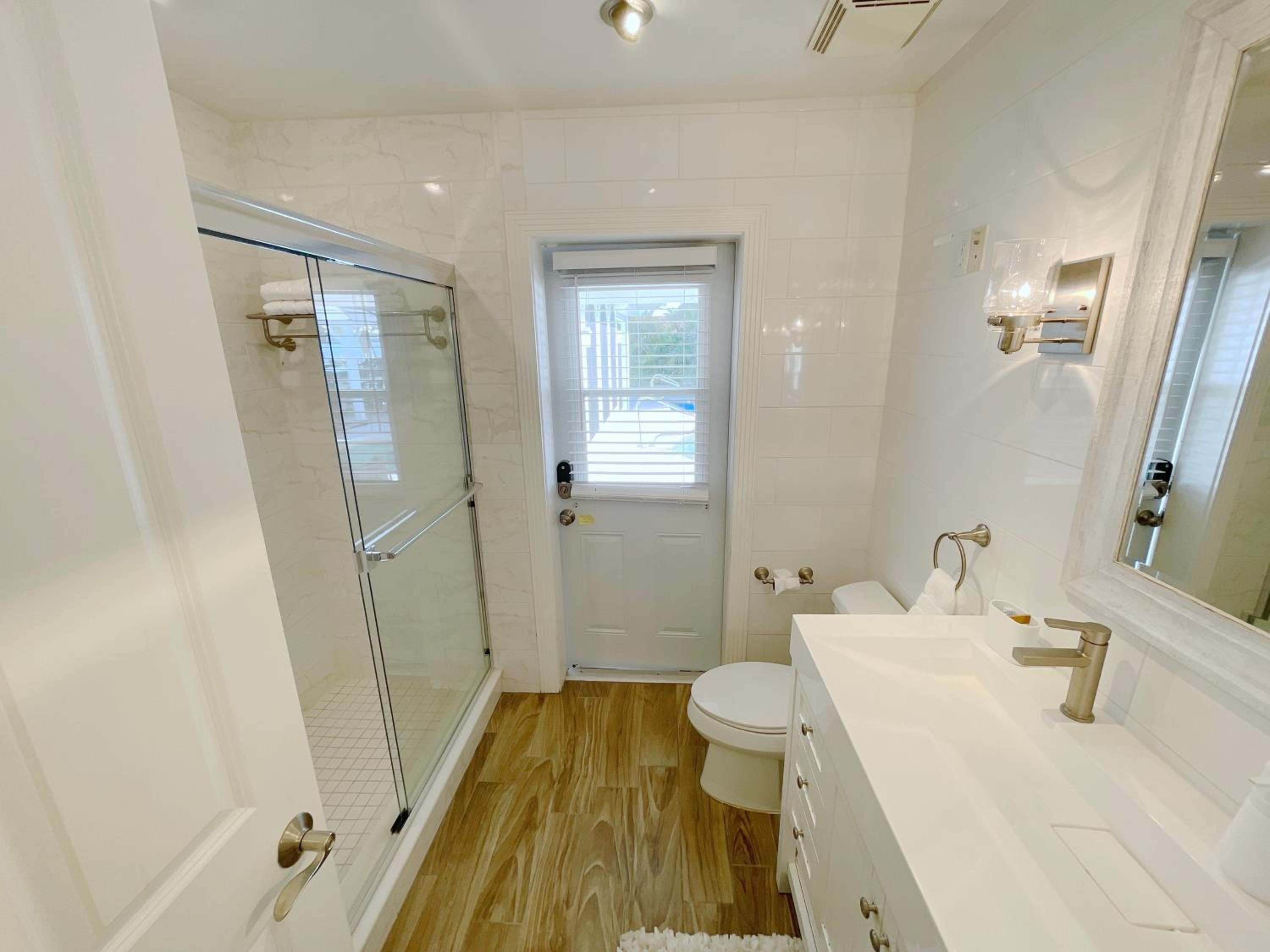 Three-Bedroom Vacation Home  photo 3