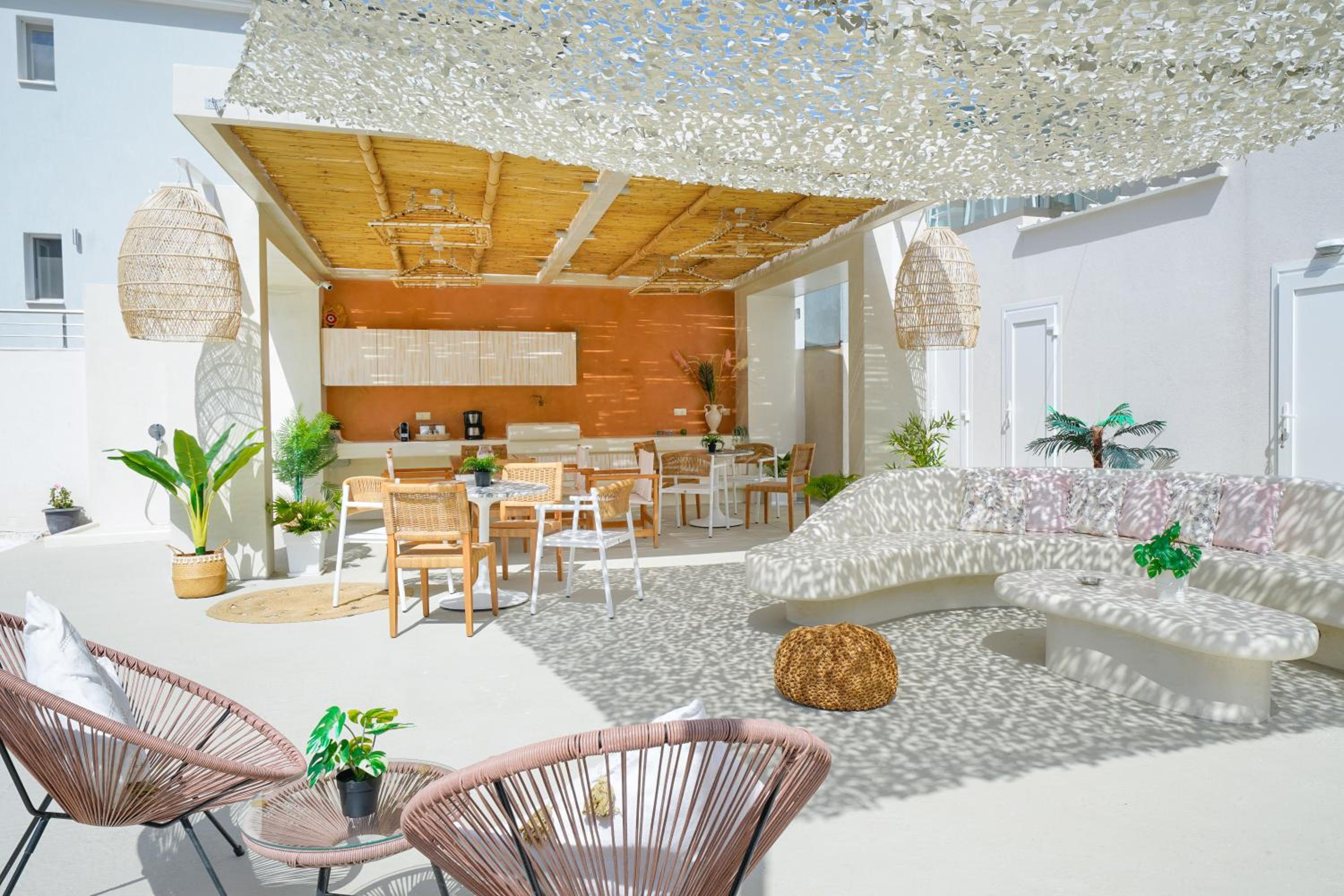 Quadruple Room with Terrace photo 3