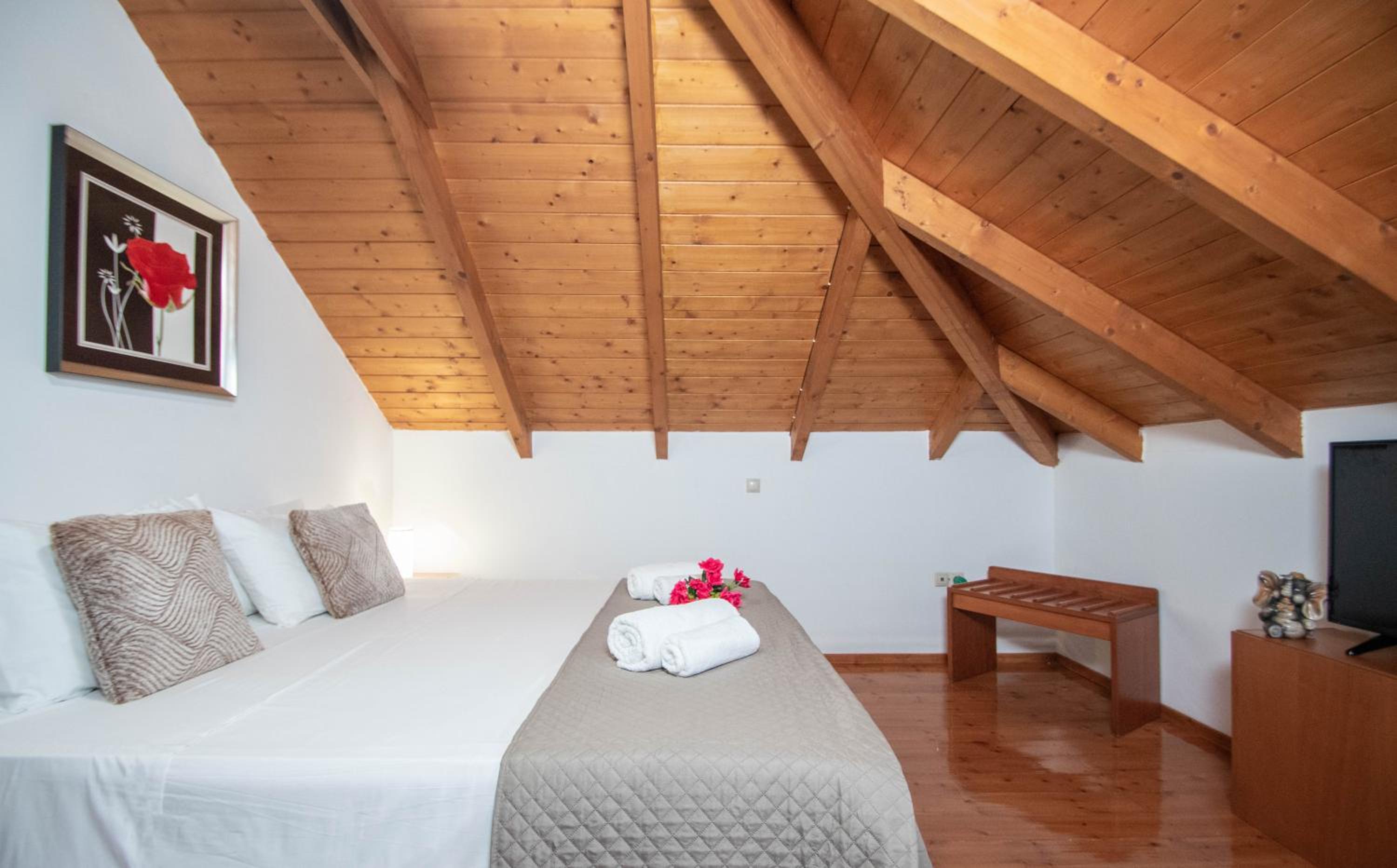Three-Bedroom House - Photo 14