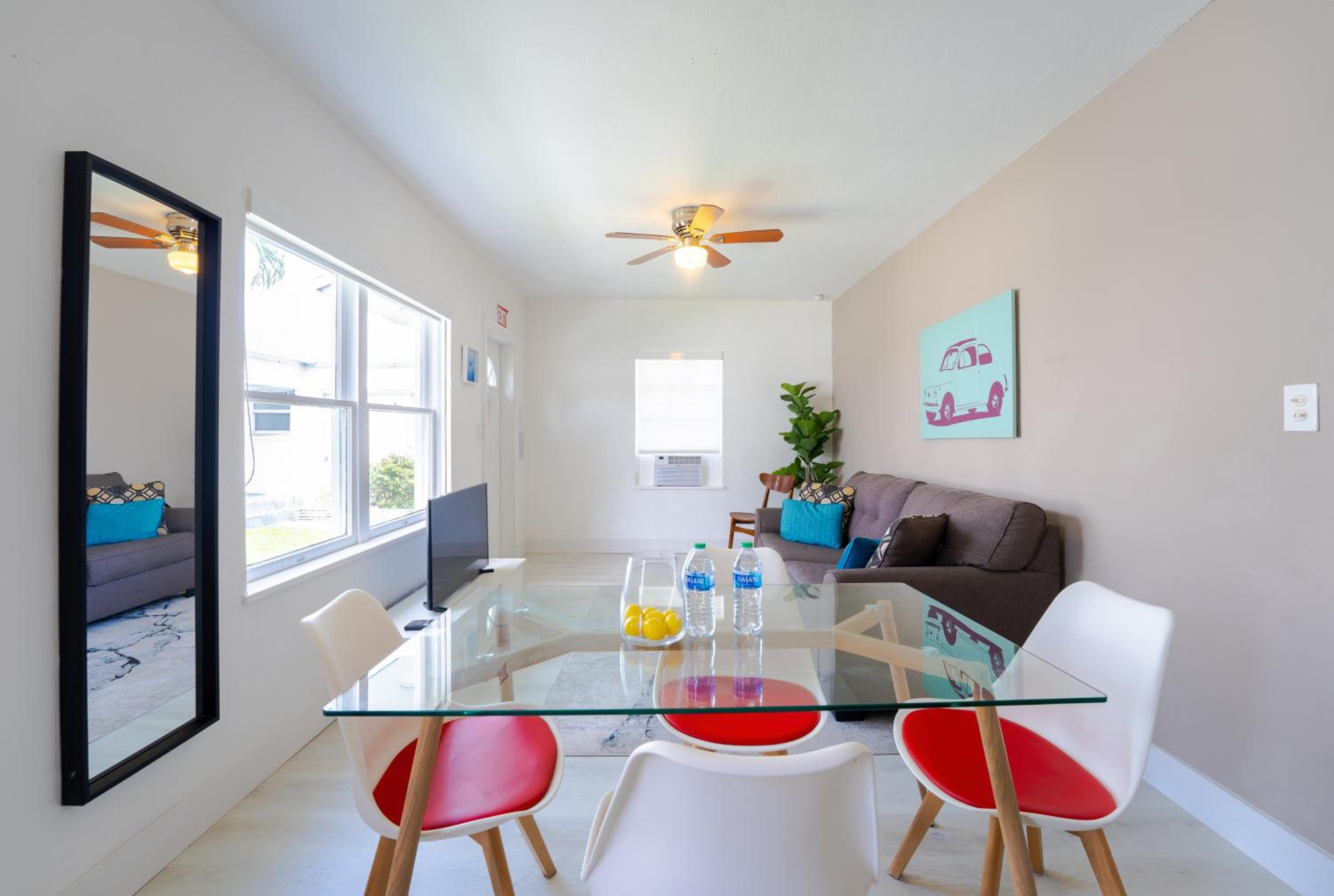 Apartment - Photo 1