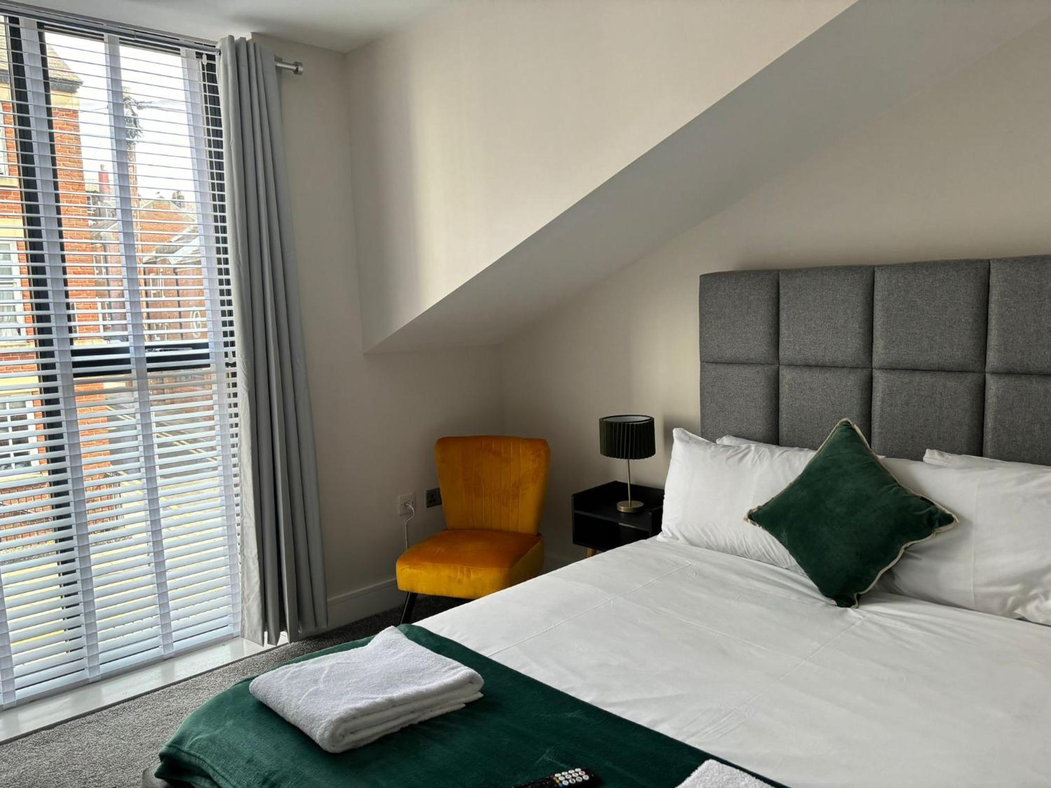 Four-Bedroom House photo 2